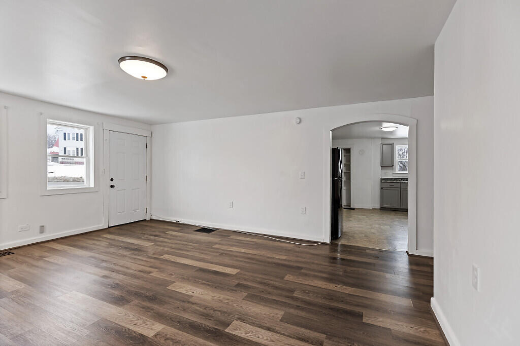property viewer photo 19