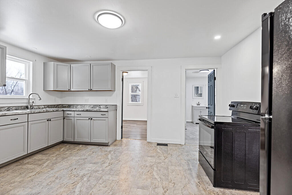 property viewer photo 23