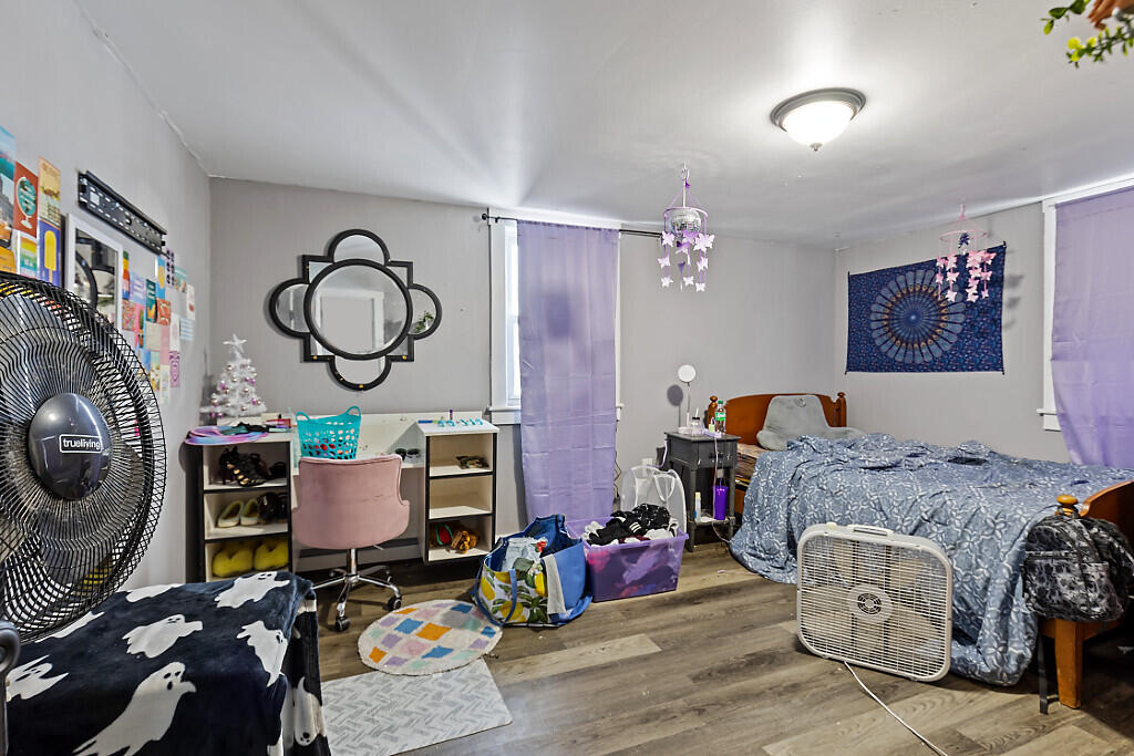 property viewer photo 44