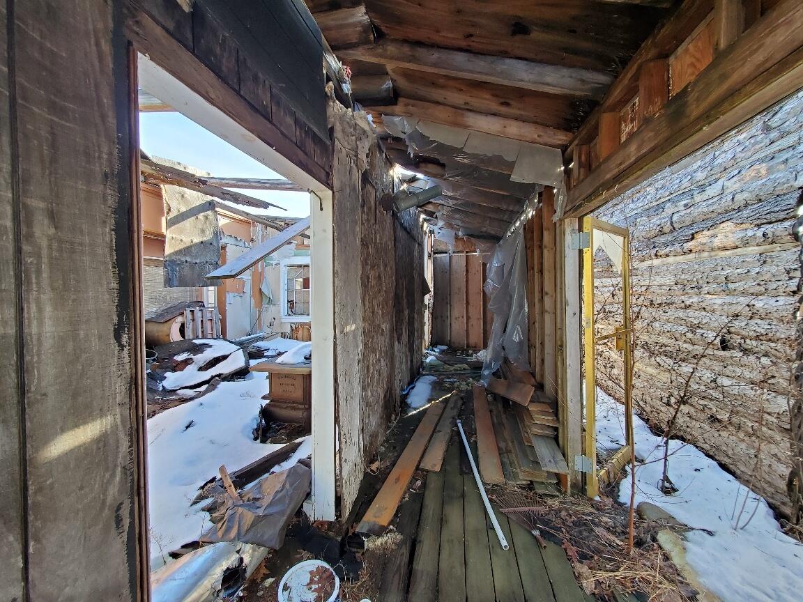 main property photo 59