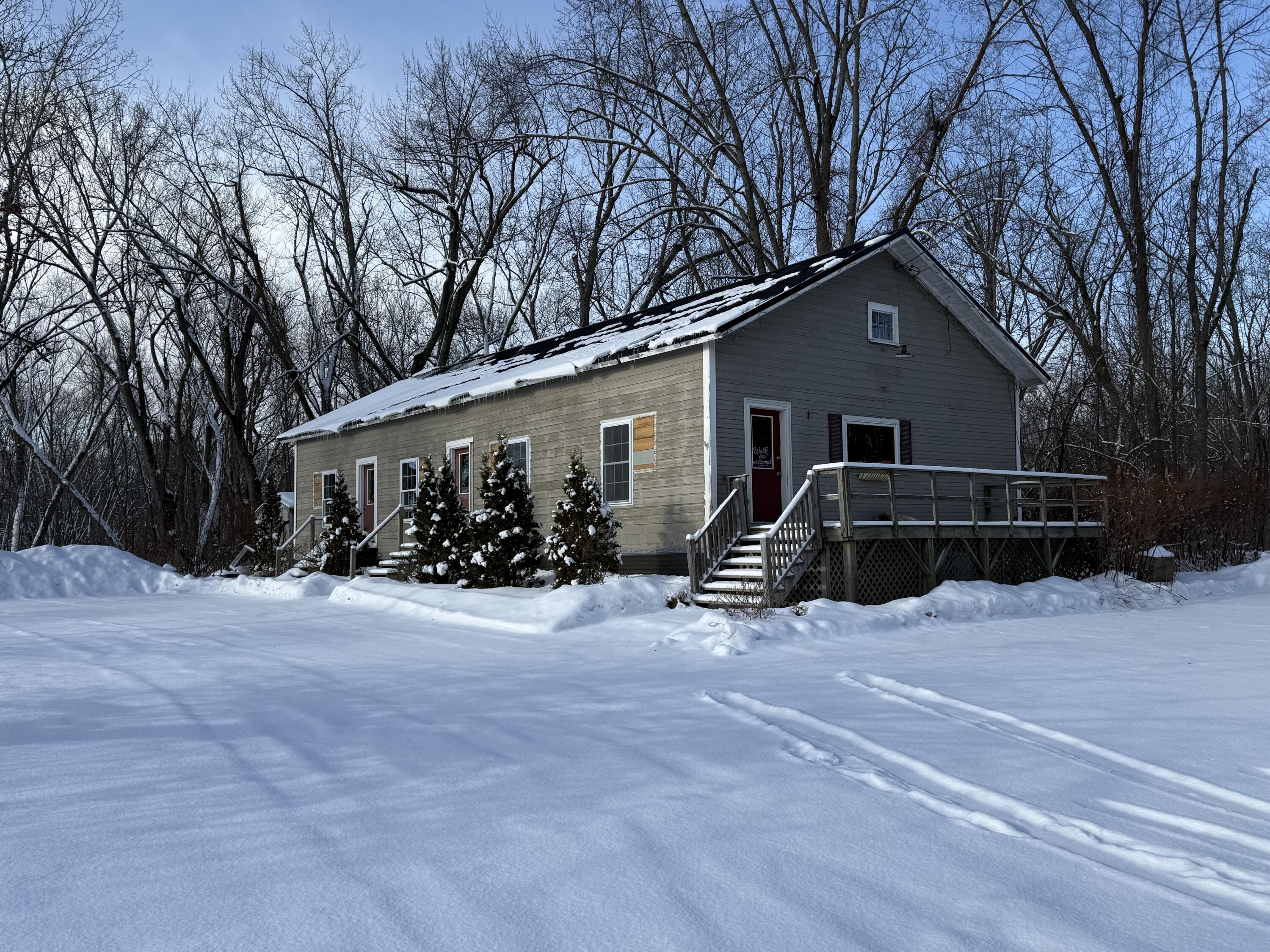 property viewer photo 3