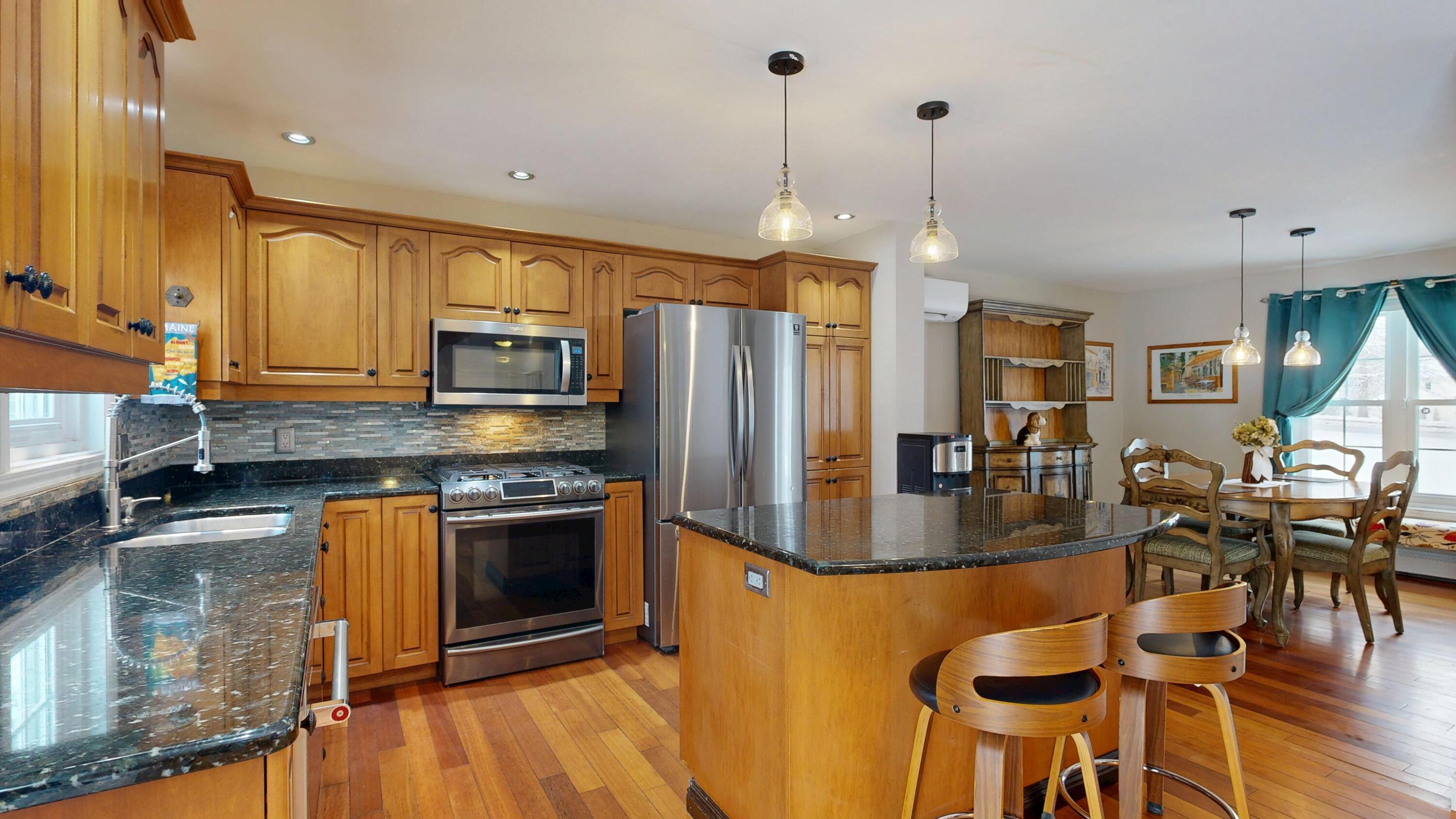 property viewer photo 19