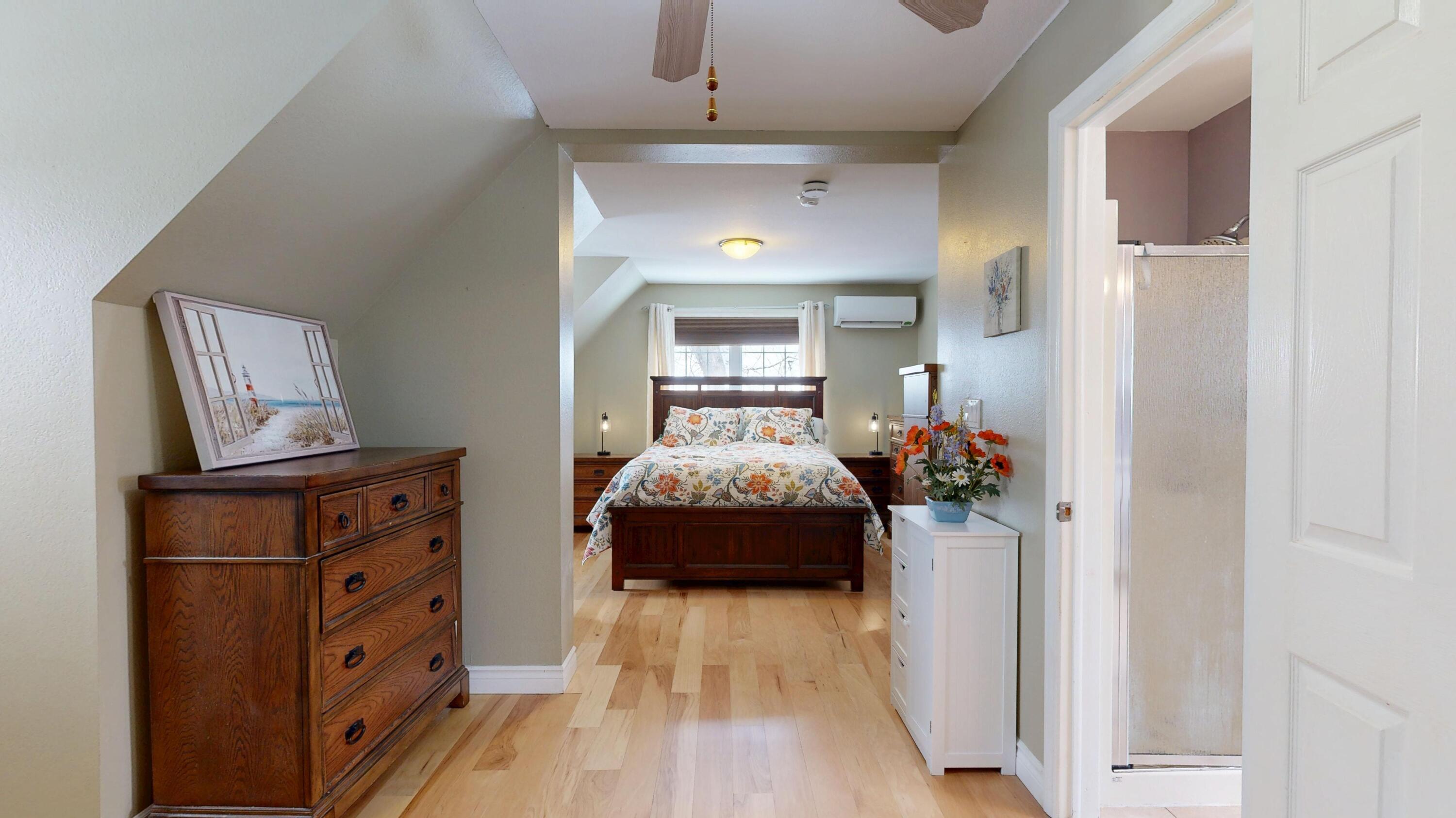 property viewer photo 26