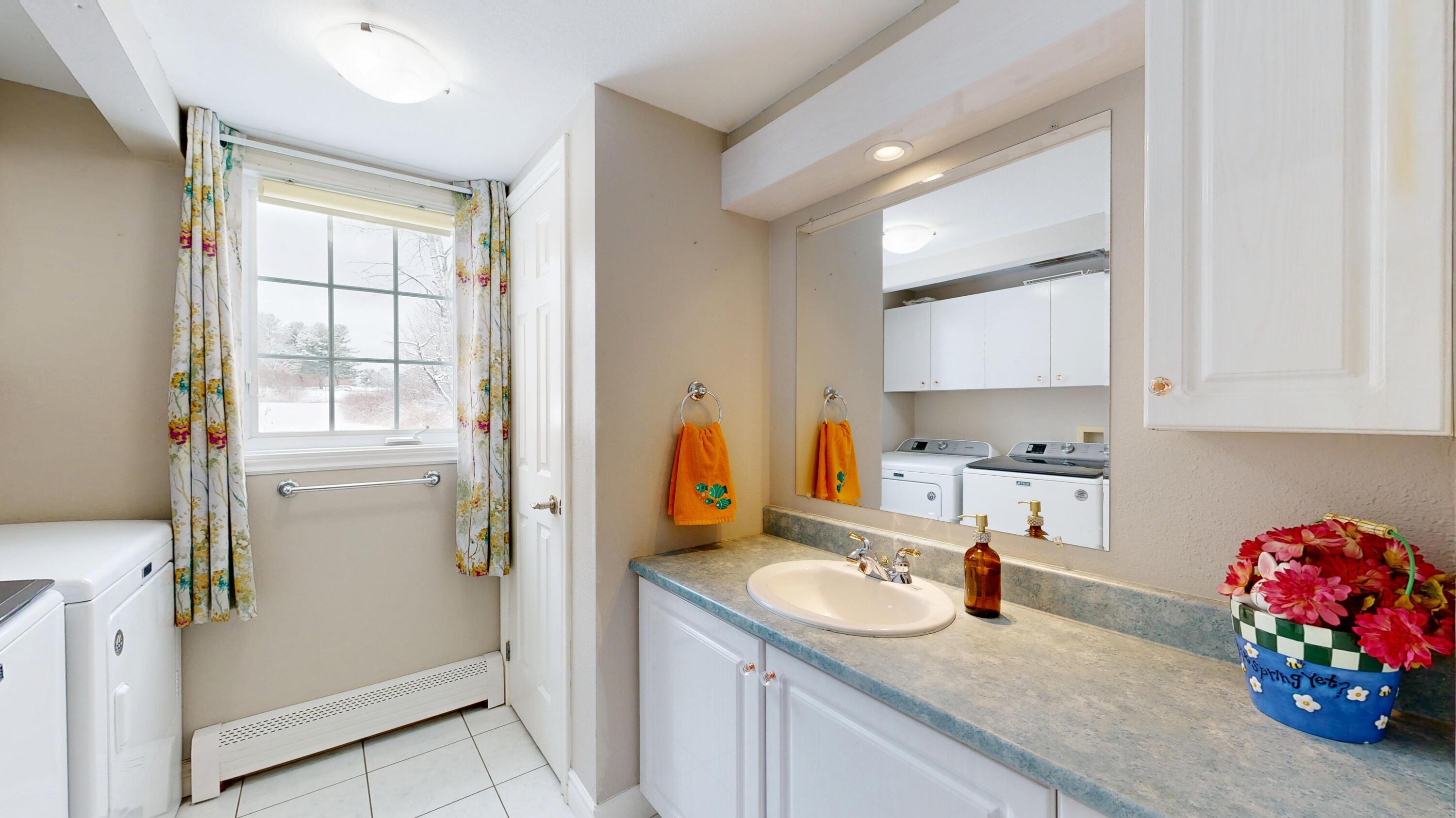 property viewer photo 27