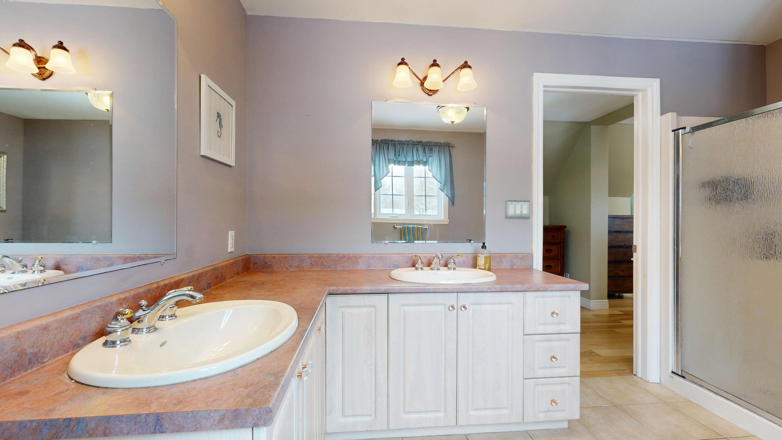 property viewer photo 32