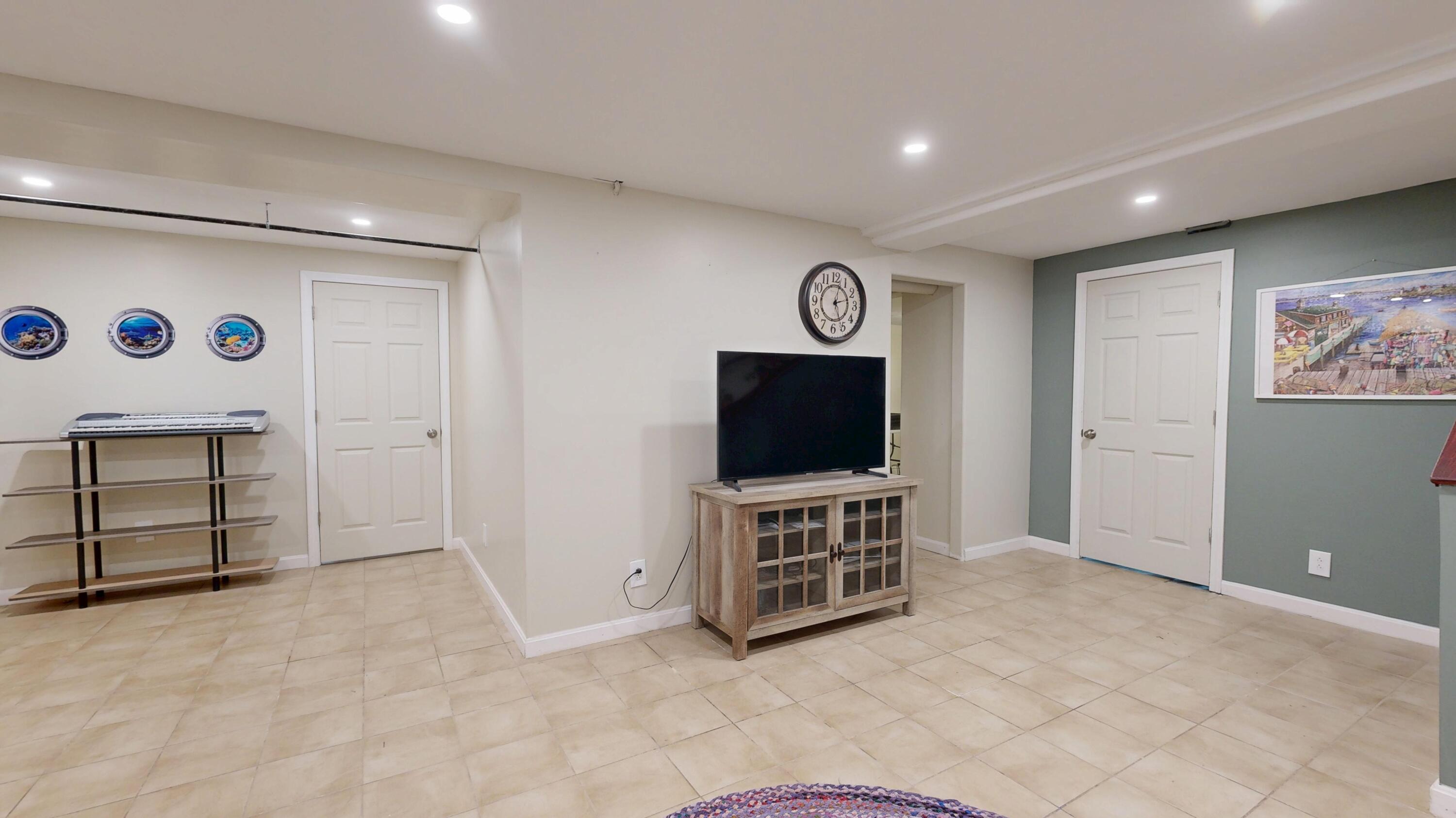 property viewer photo 60
