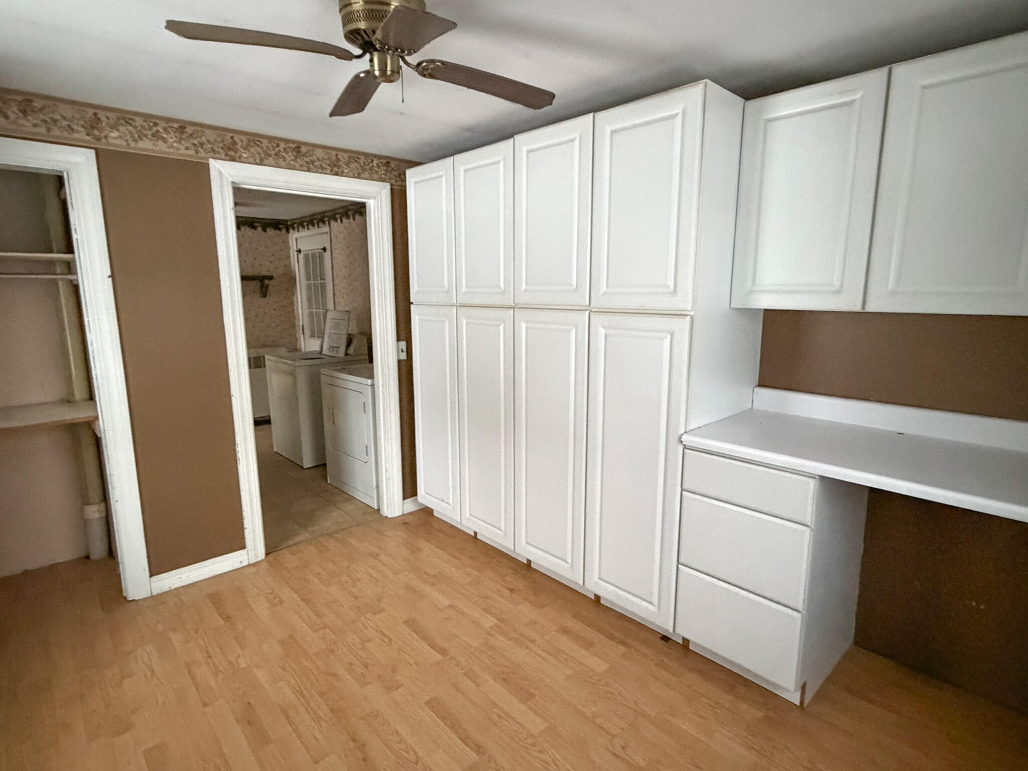 property viewer photo 8