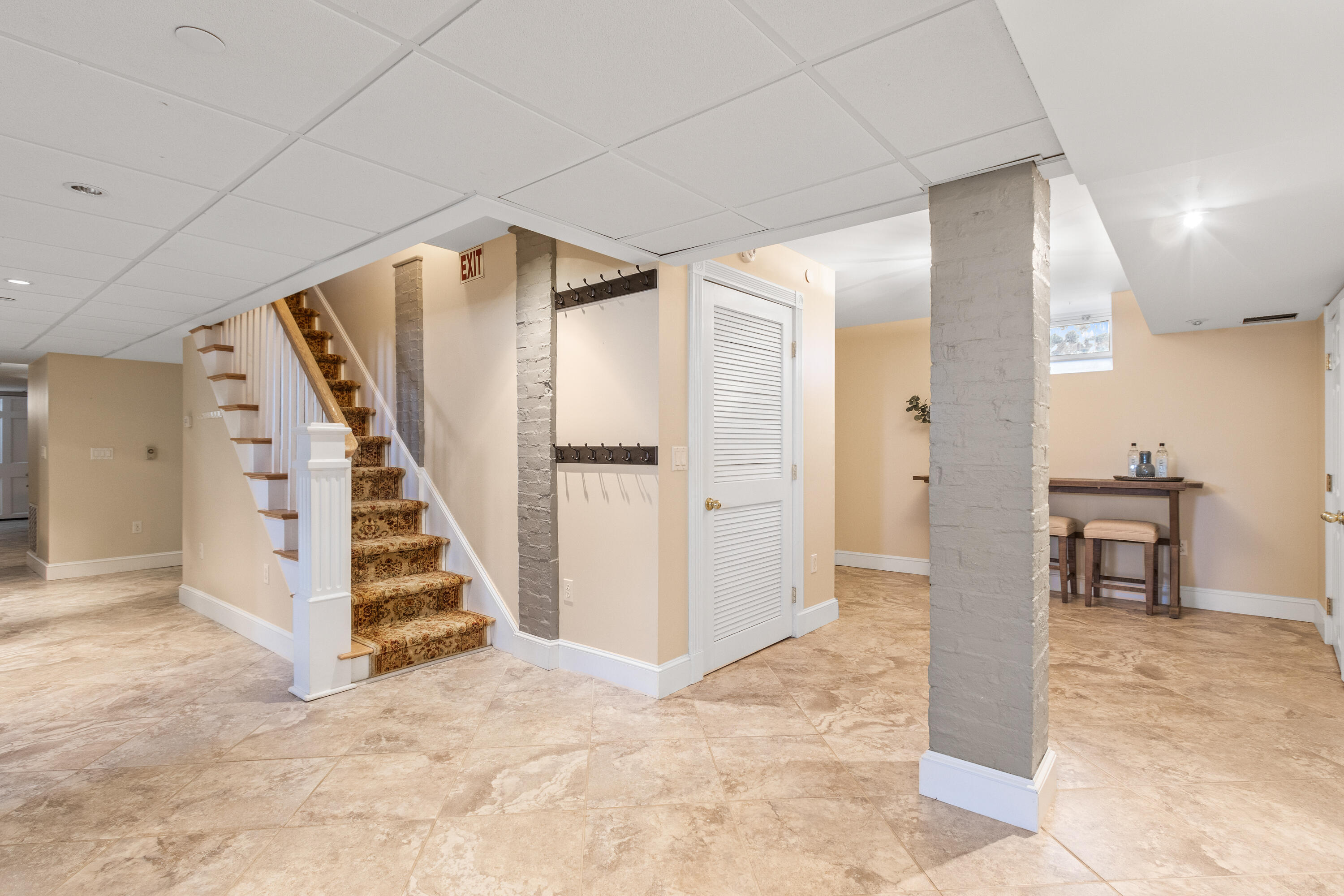 main property photo 75