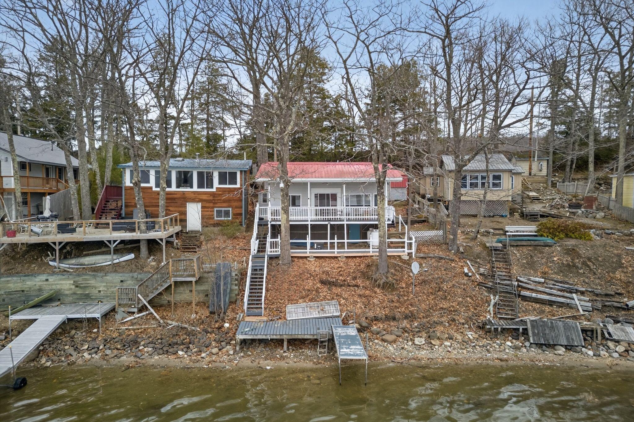 main property photo 40