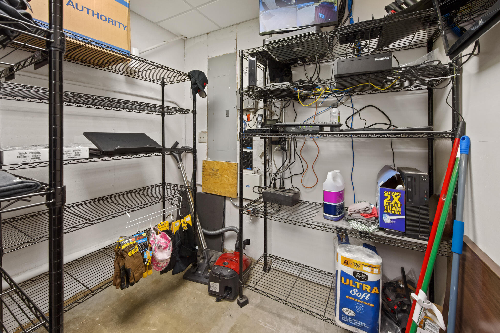 main property photo 20
