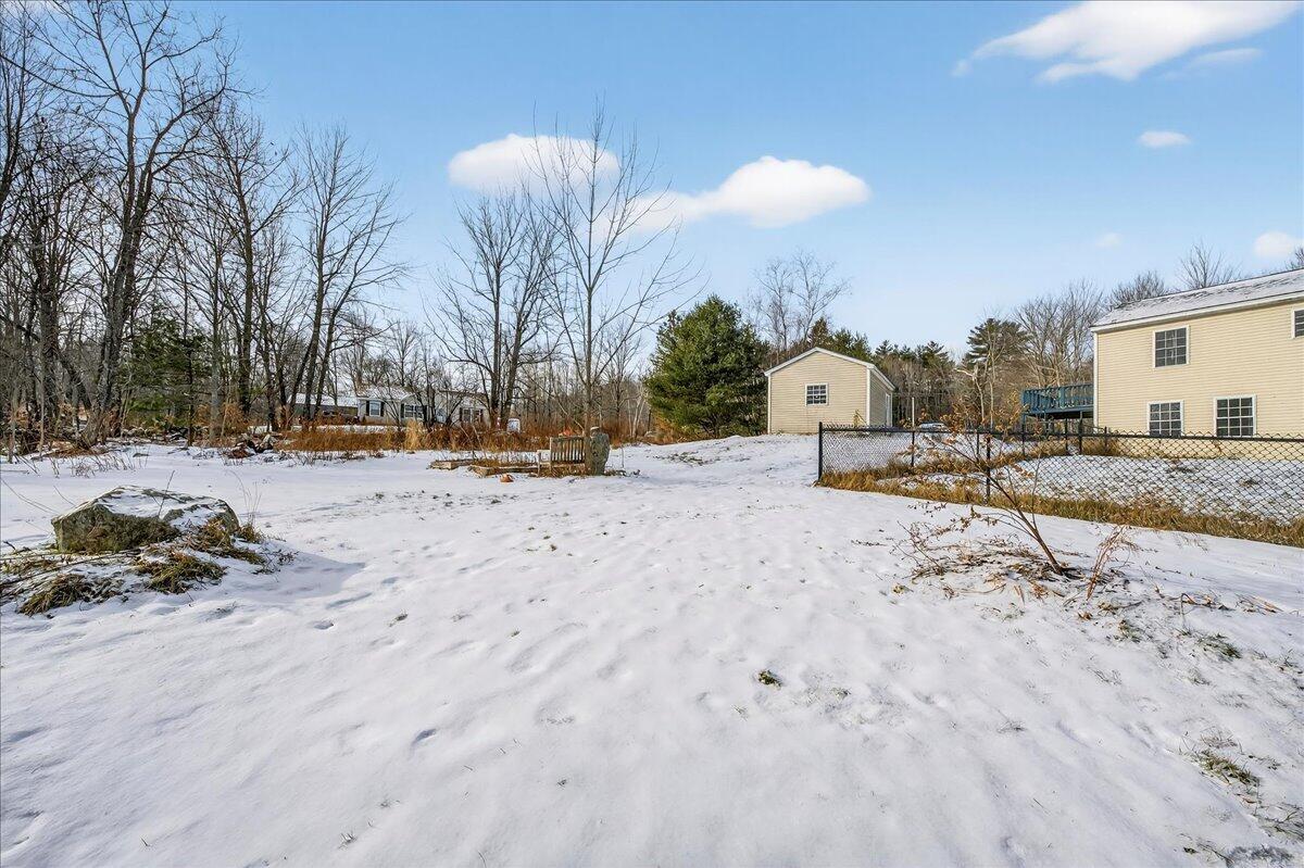 main property photo 40