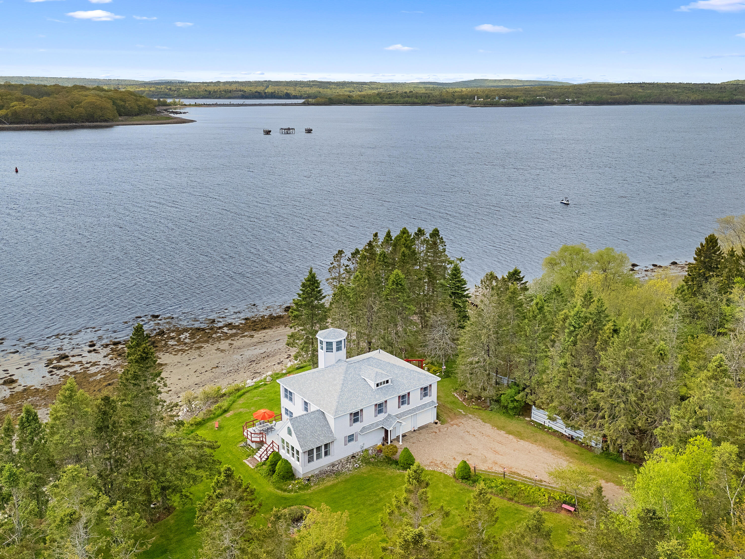 main property photo 50
