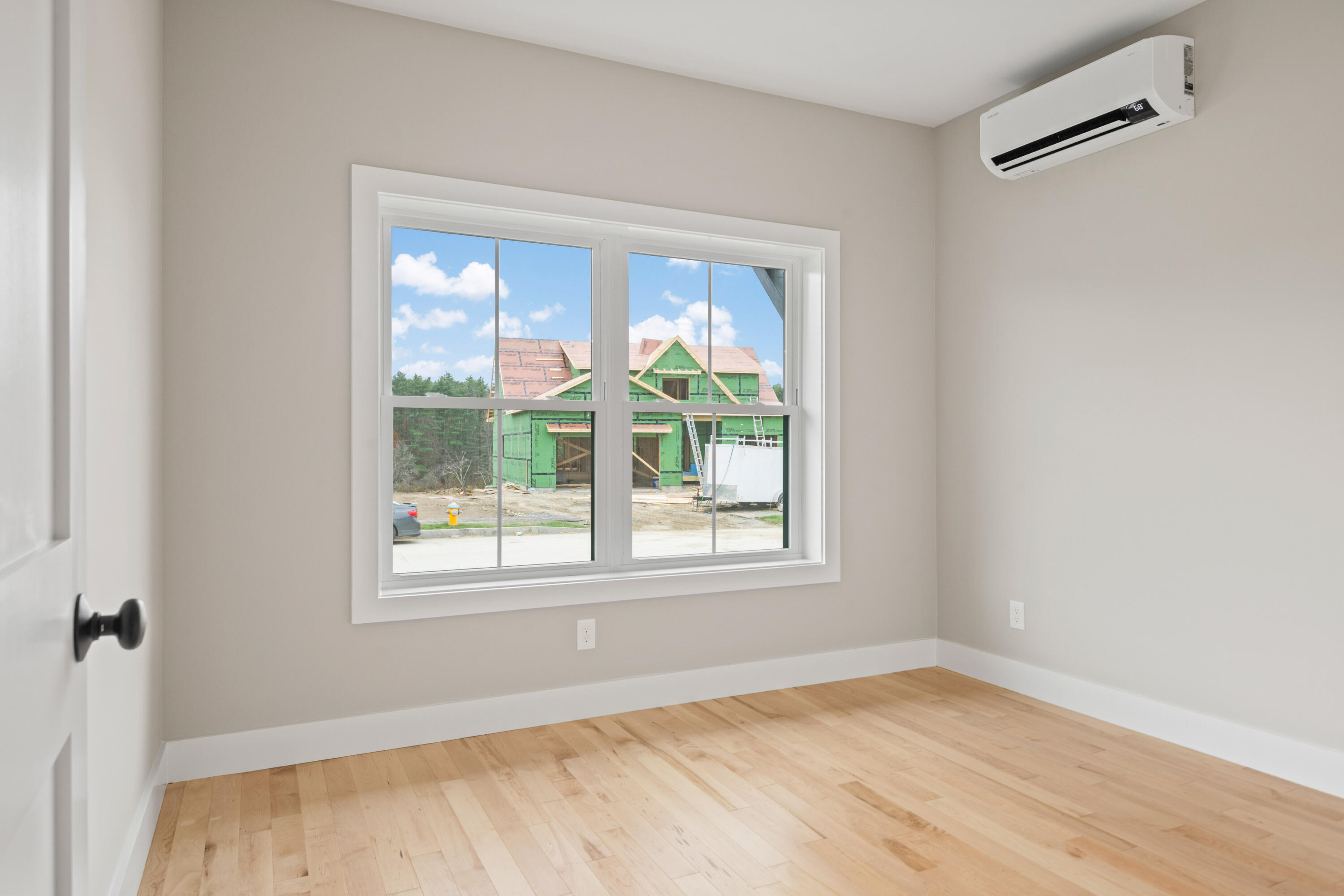 property viewer photo 7
