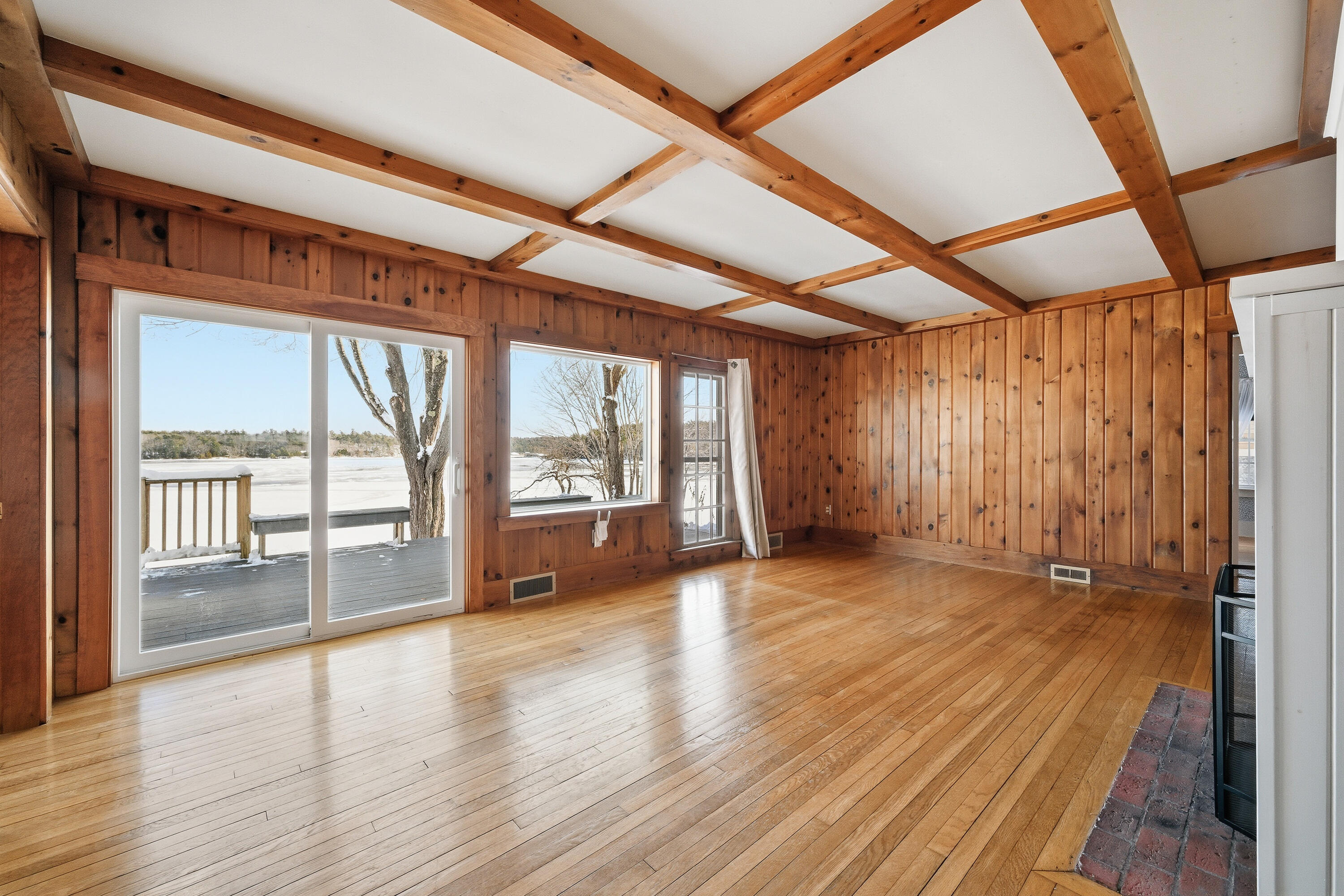 property viewer photo 18