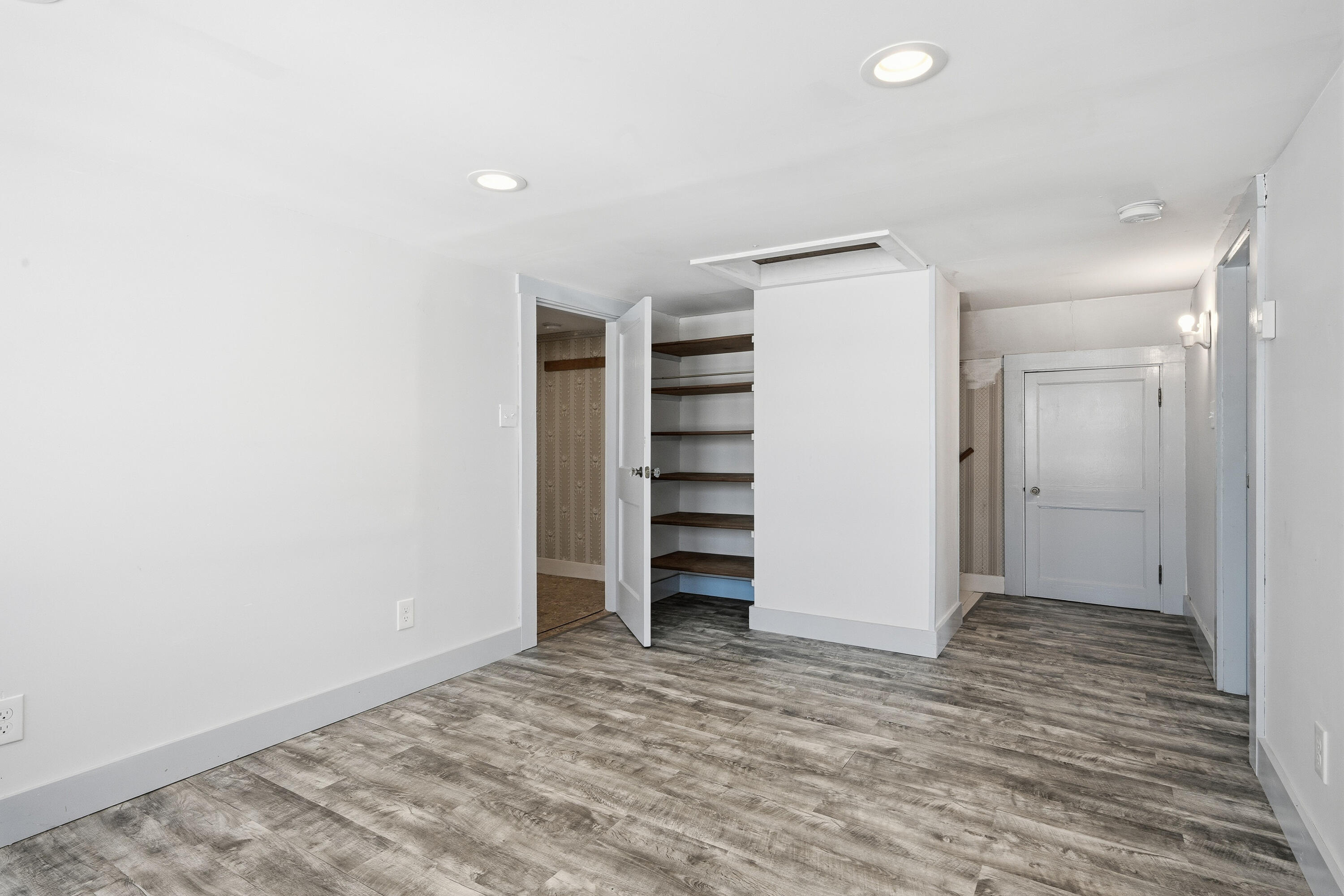 property viewer photo 29