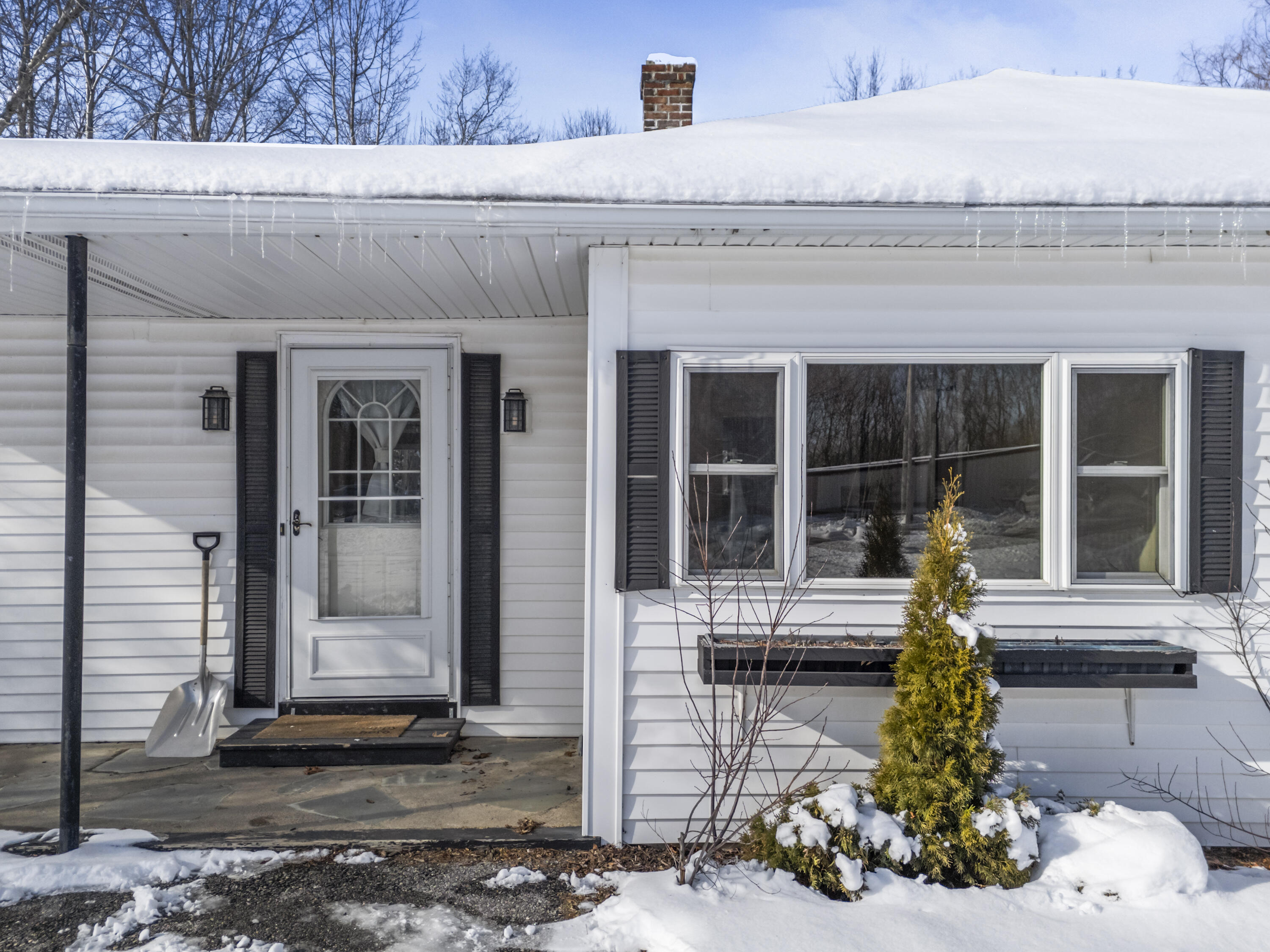 main property photo 26