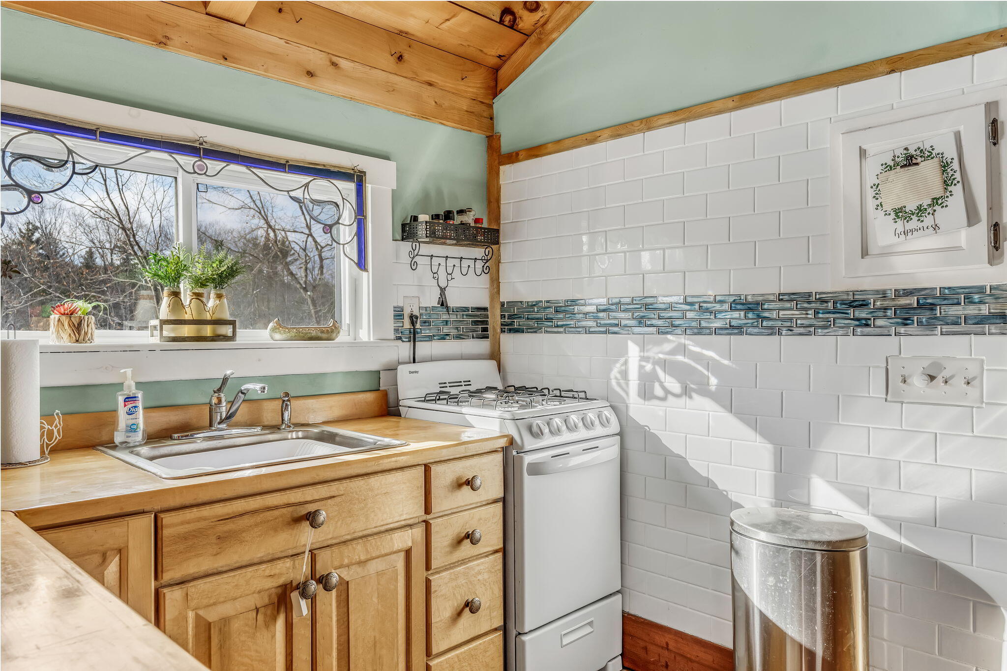 main property photo 66