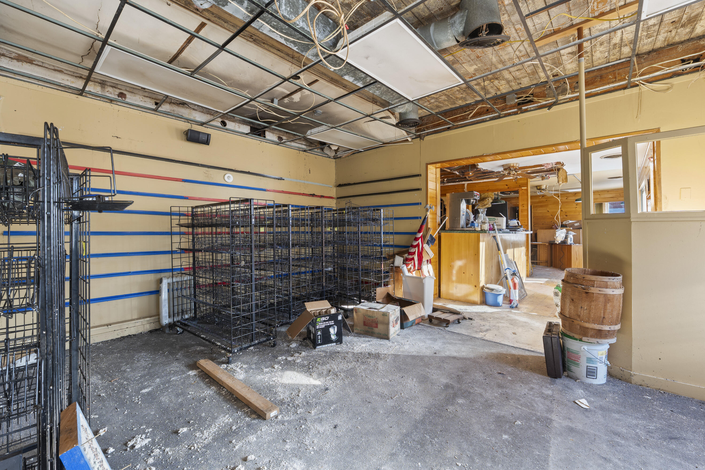 main property photo 16