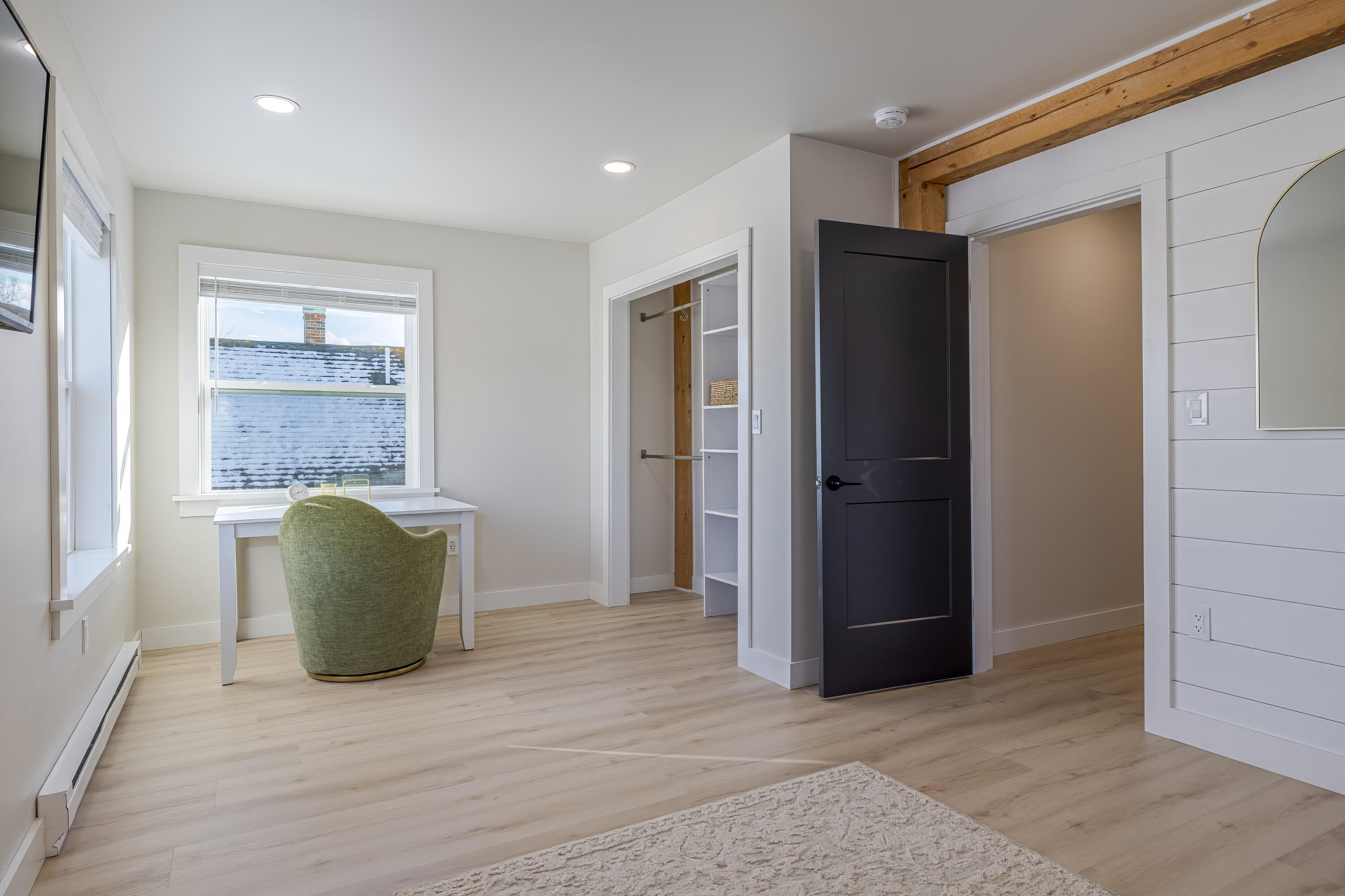 main property photo 59
