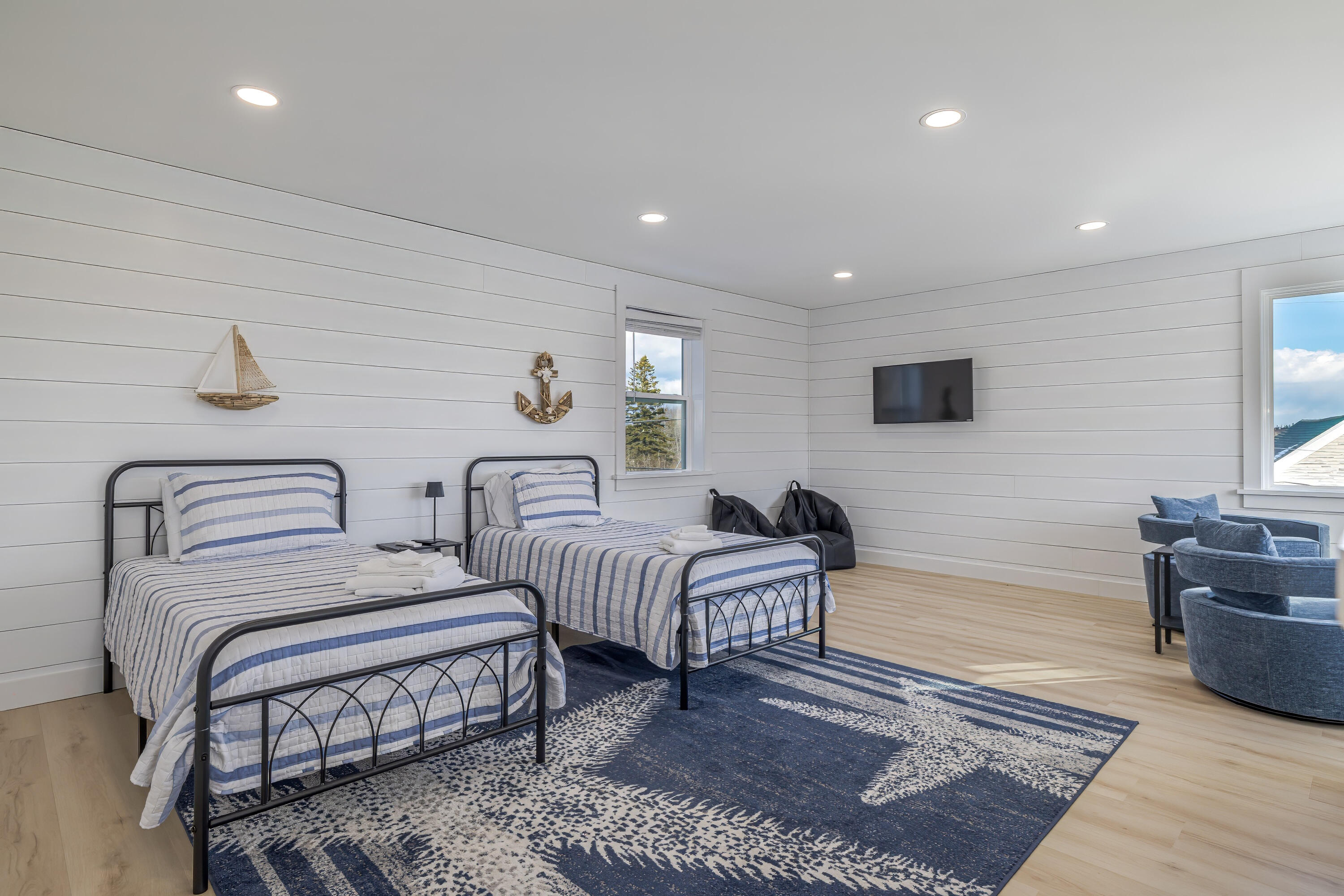 main property photo 70