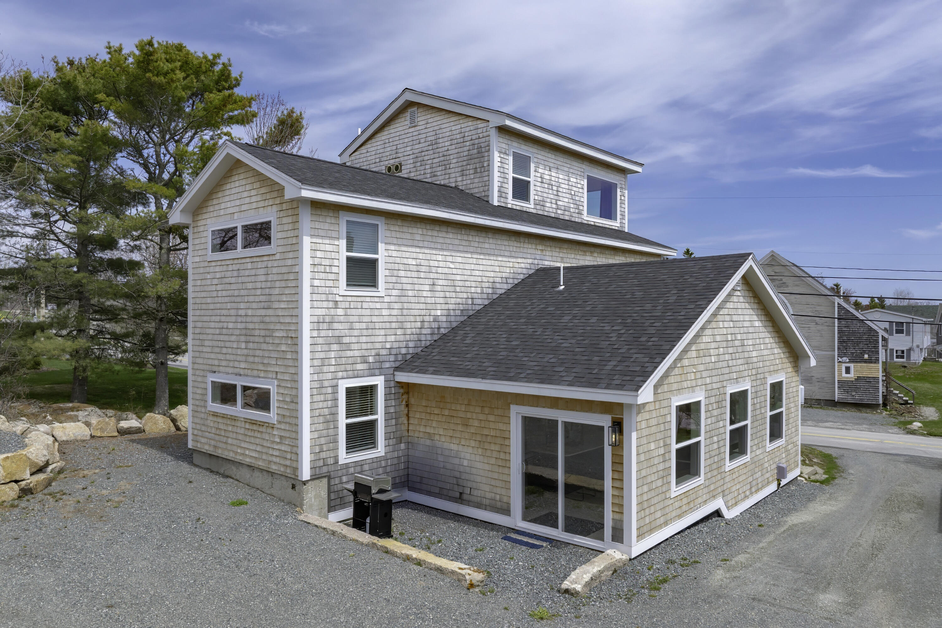 main property photo 78