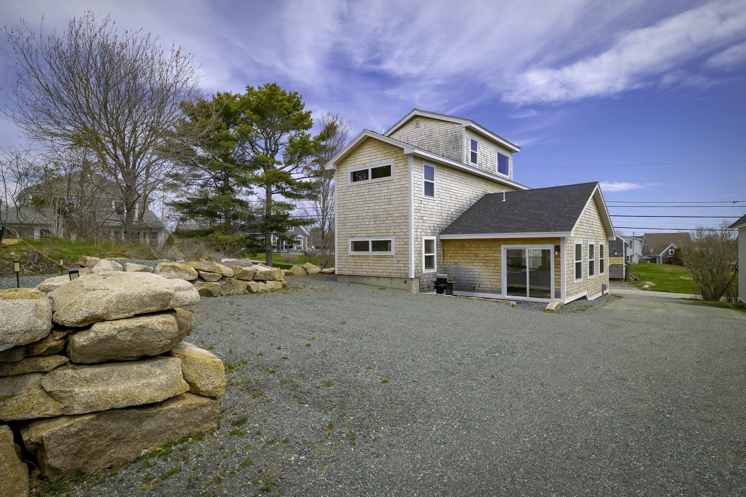 main property photo 95