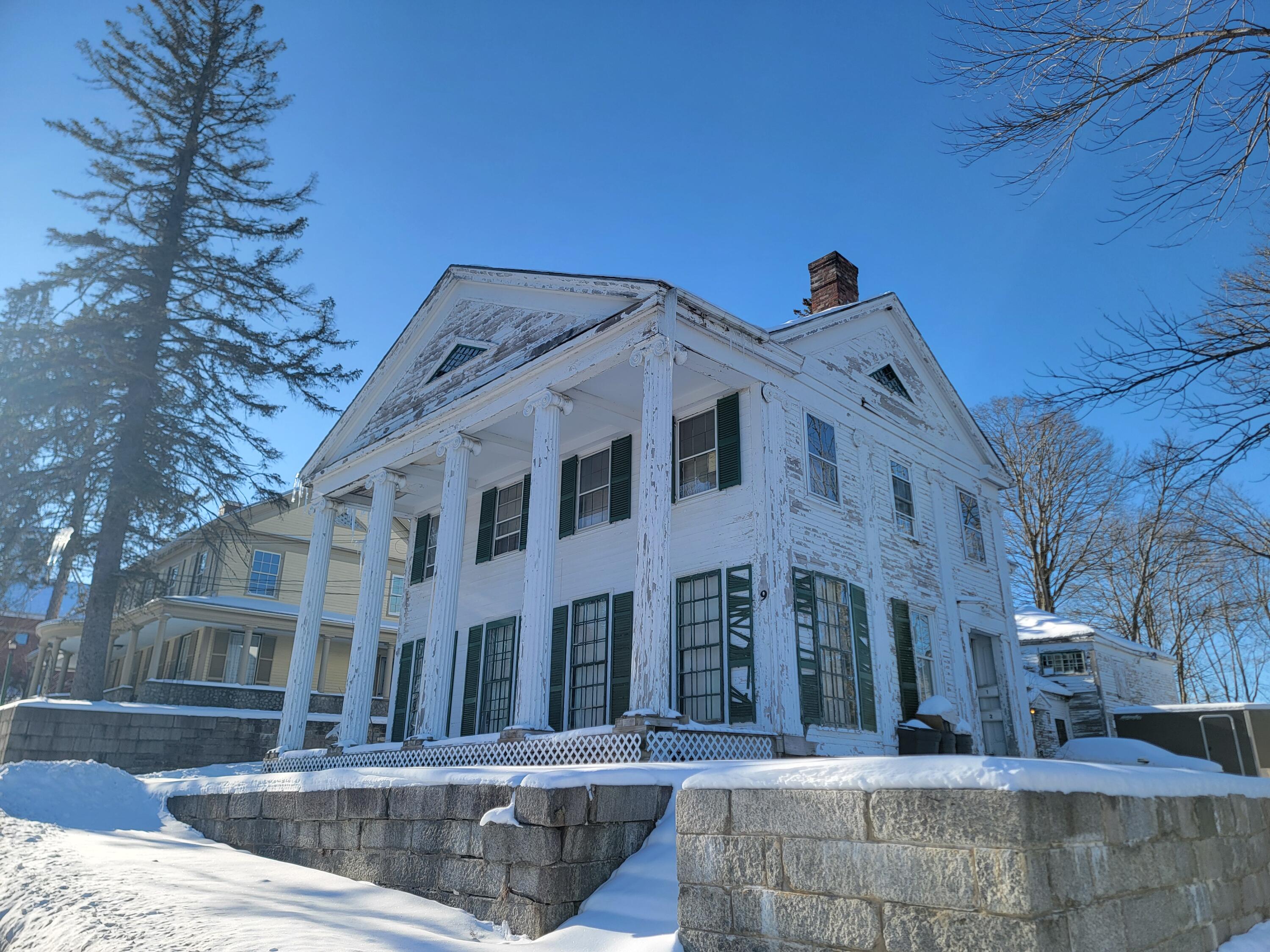 main property photo 1