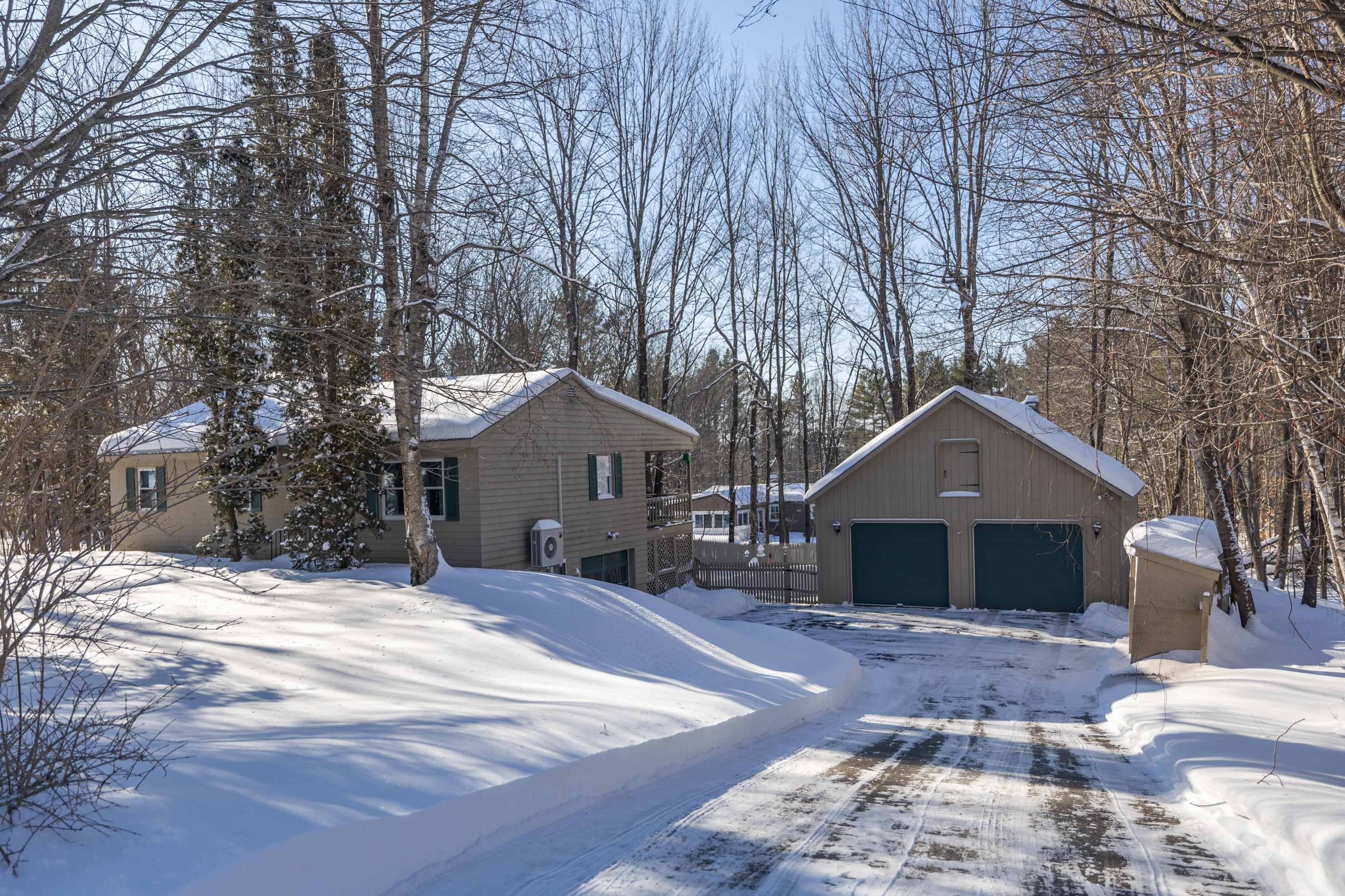 main property photo 0