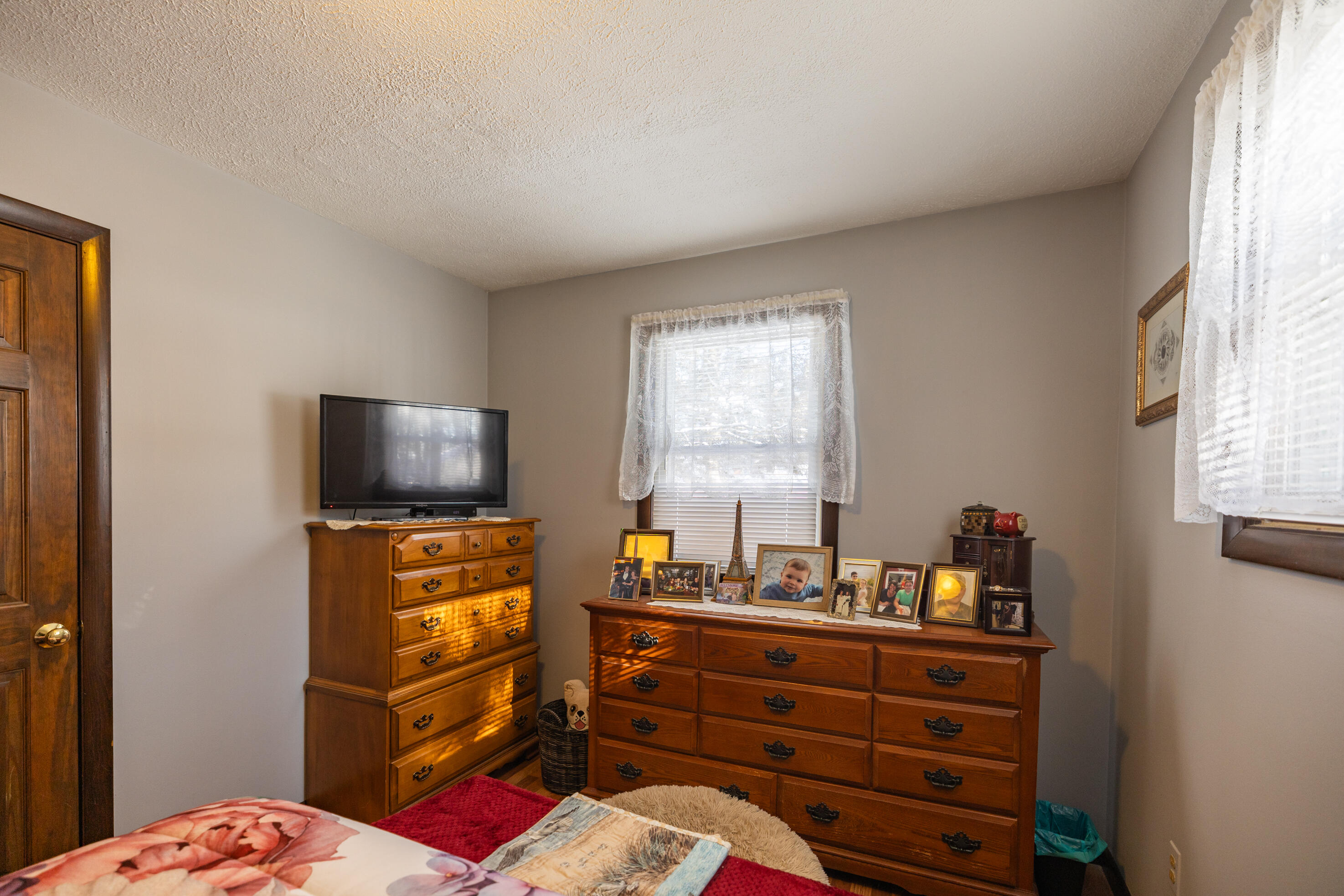 property viewer photo 16