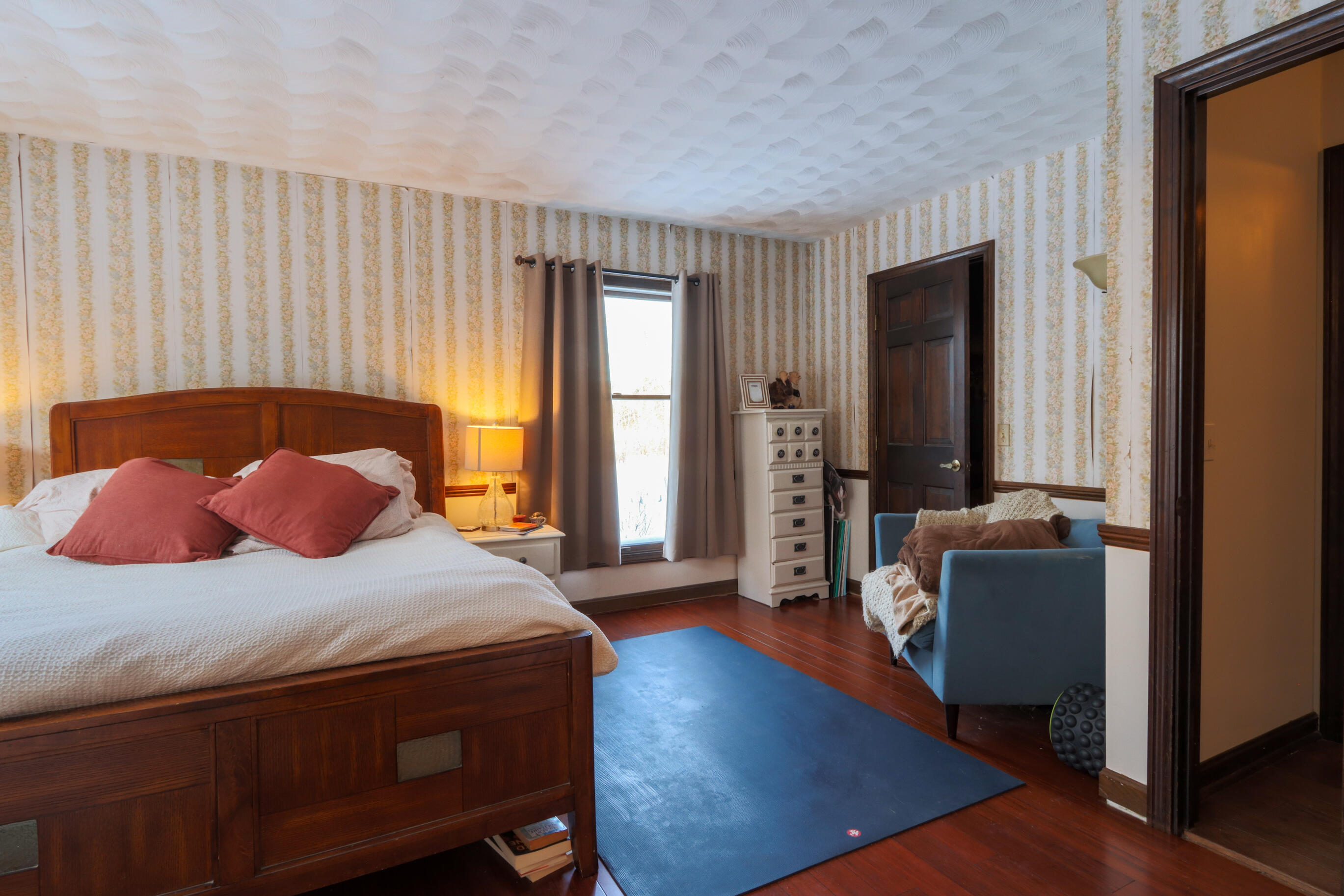 property viewer photo 35