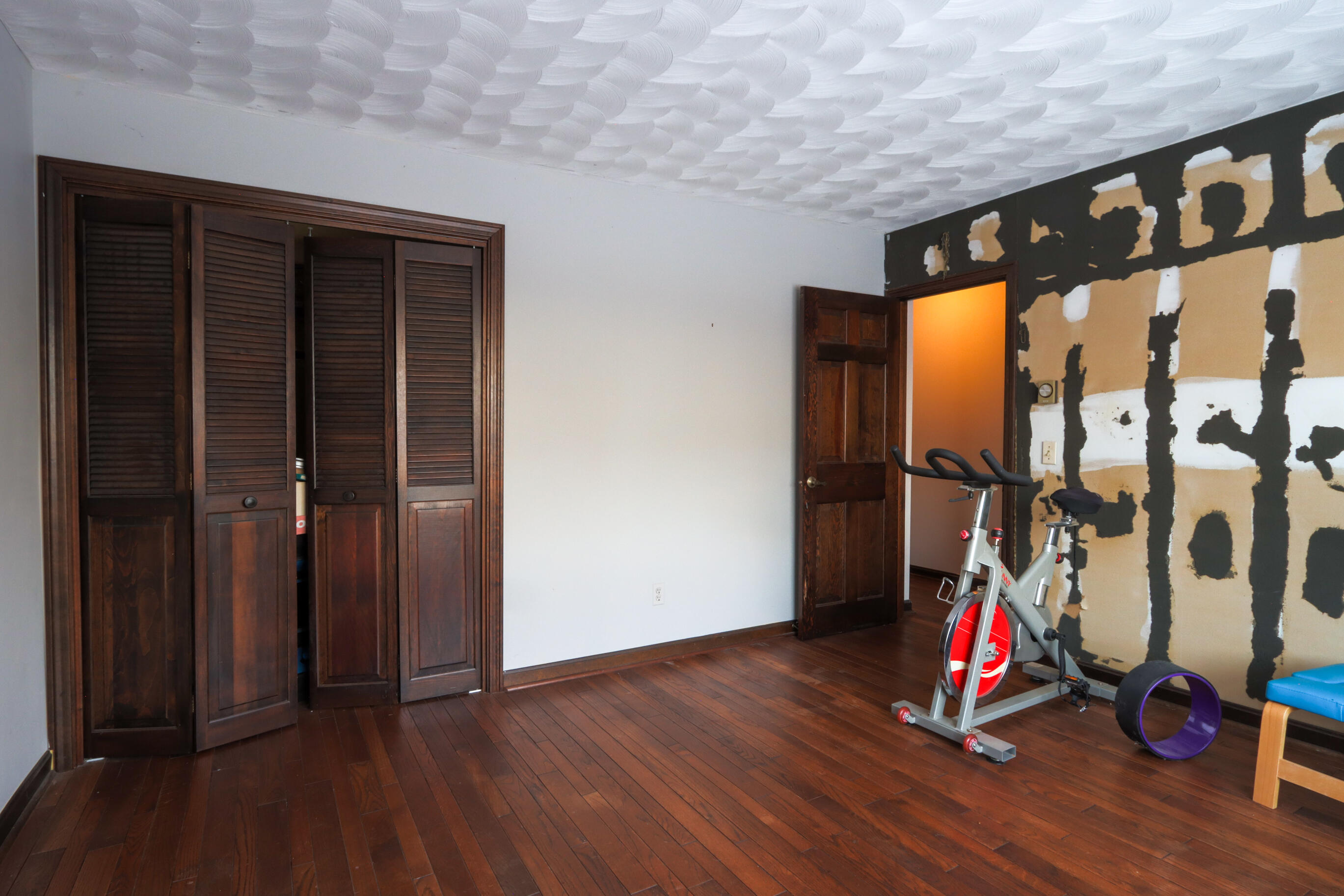 property viewer photo 45