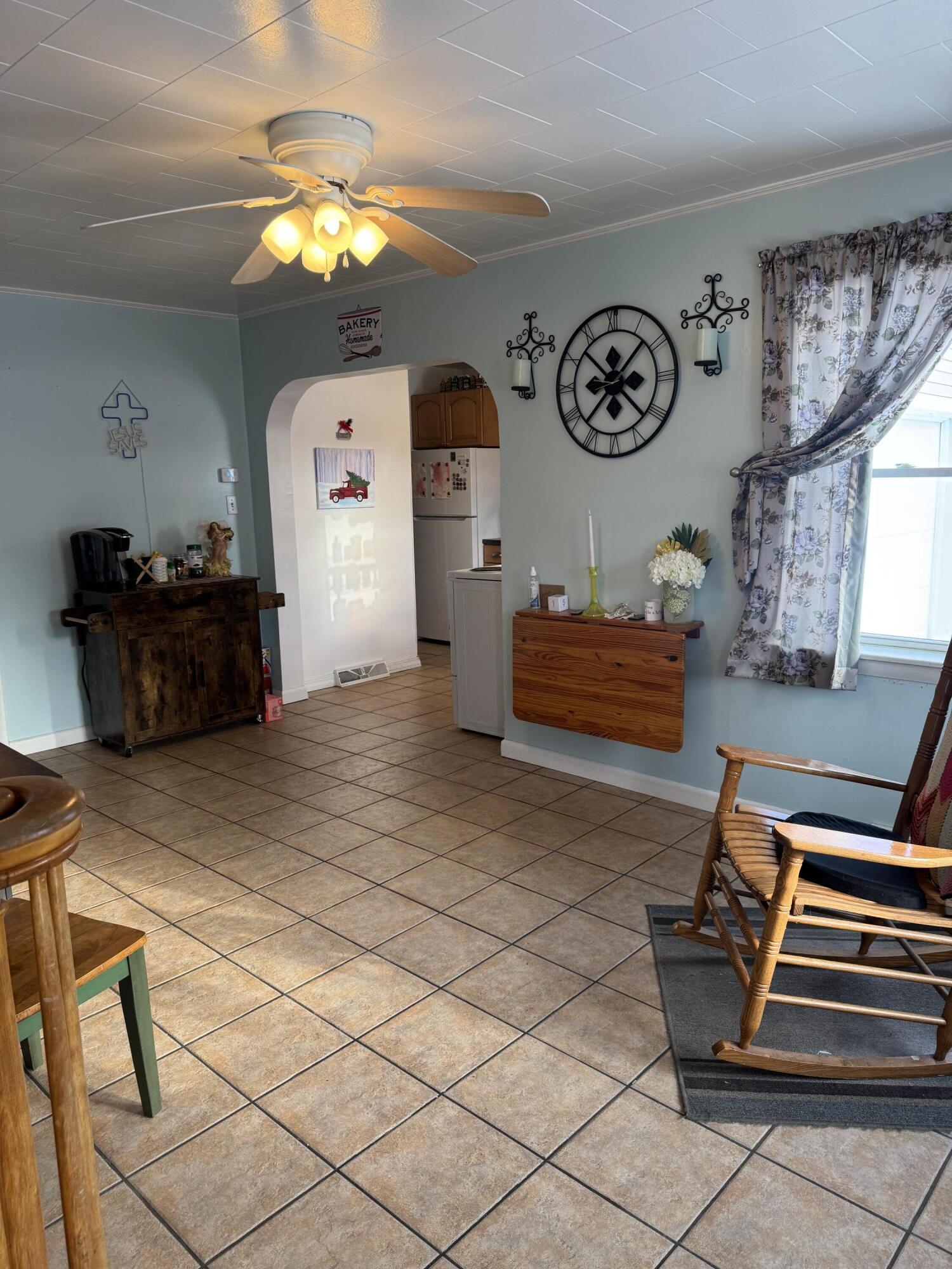 property viewer photo 1