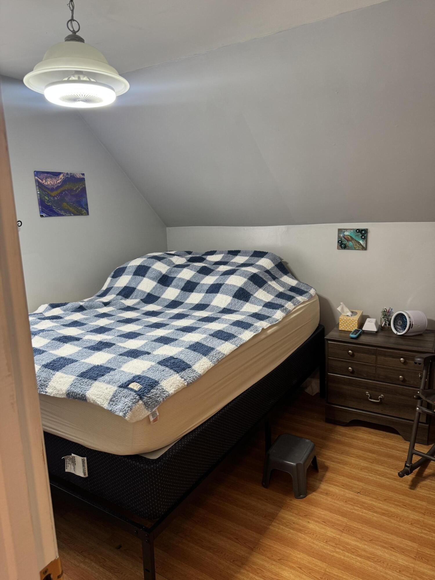 property viewer photo 12