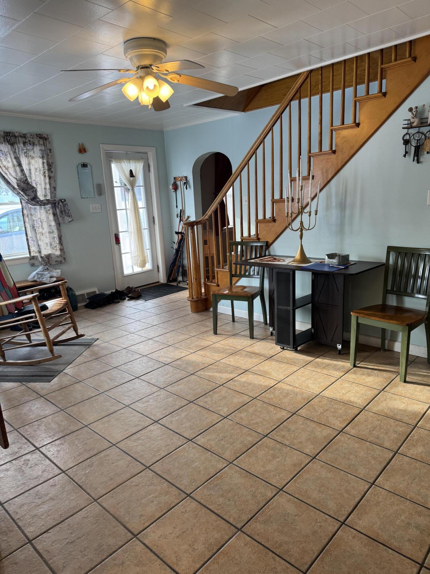 property viewer photo 2