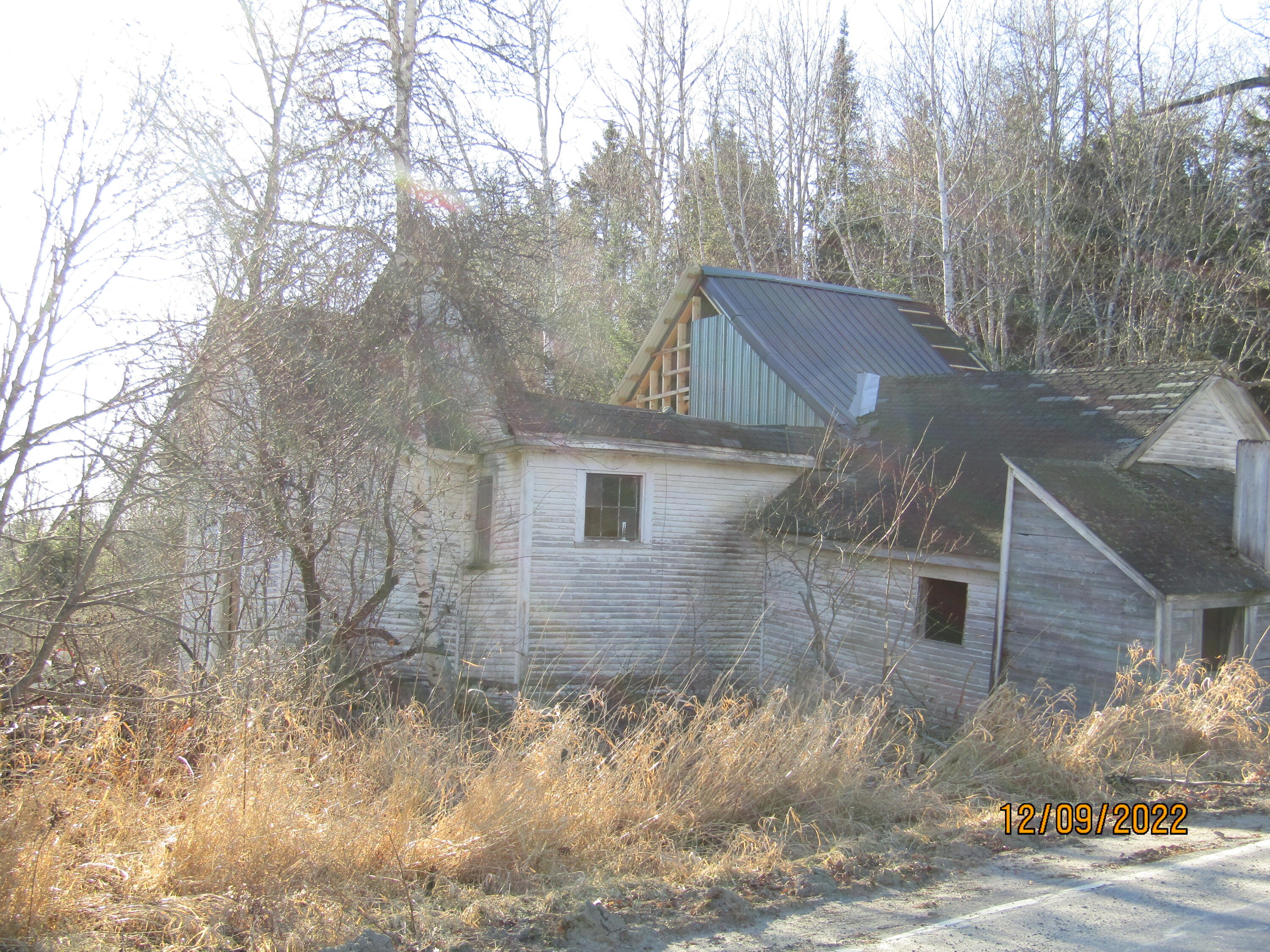 main property photo 9