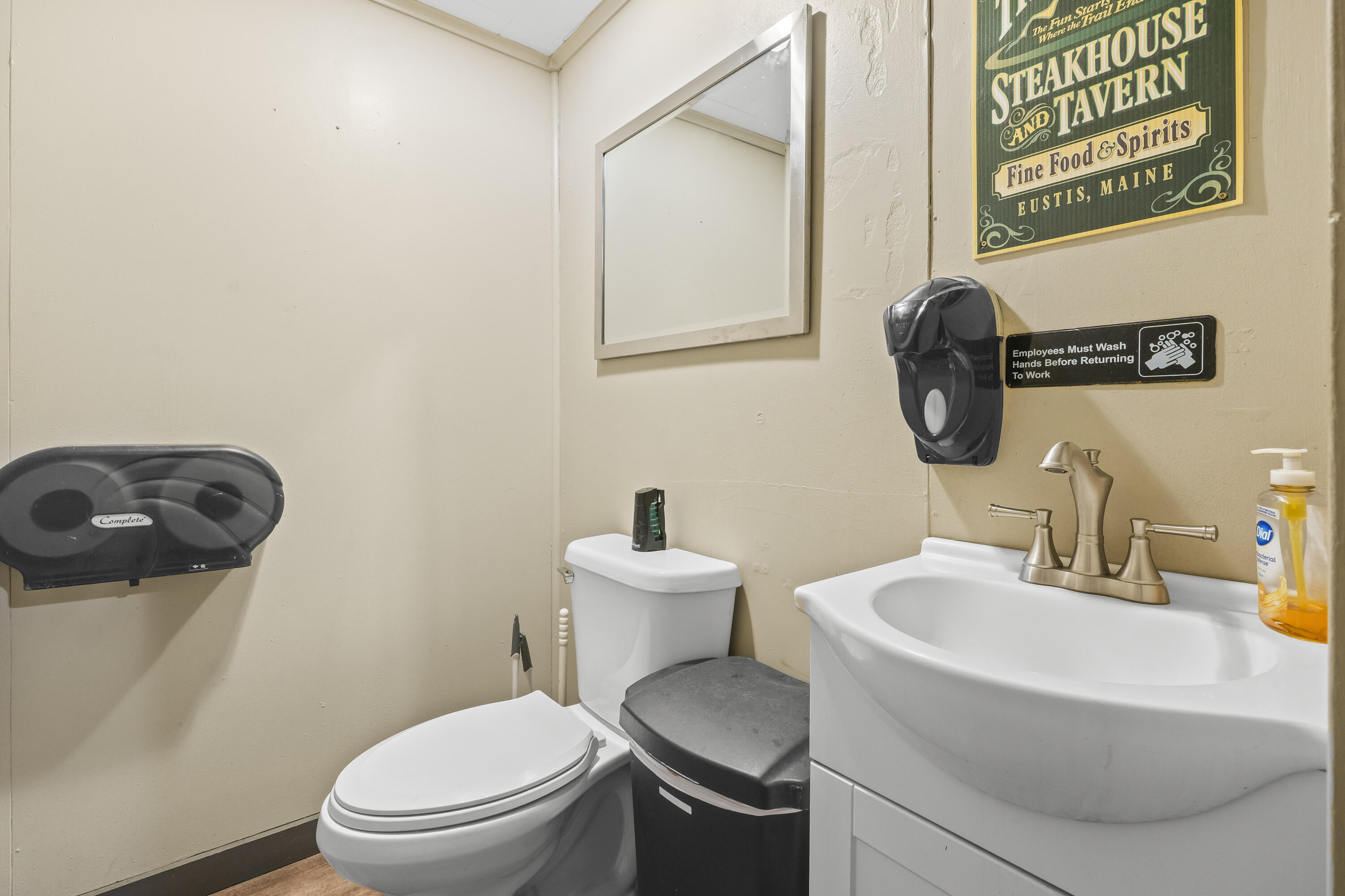 main property photo 24