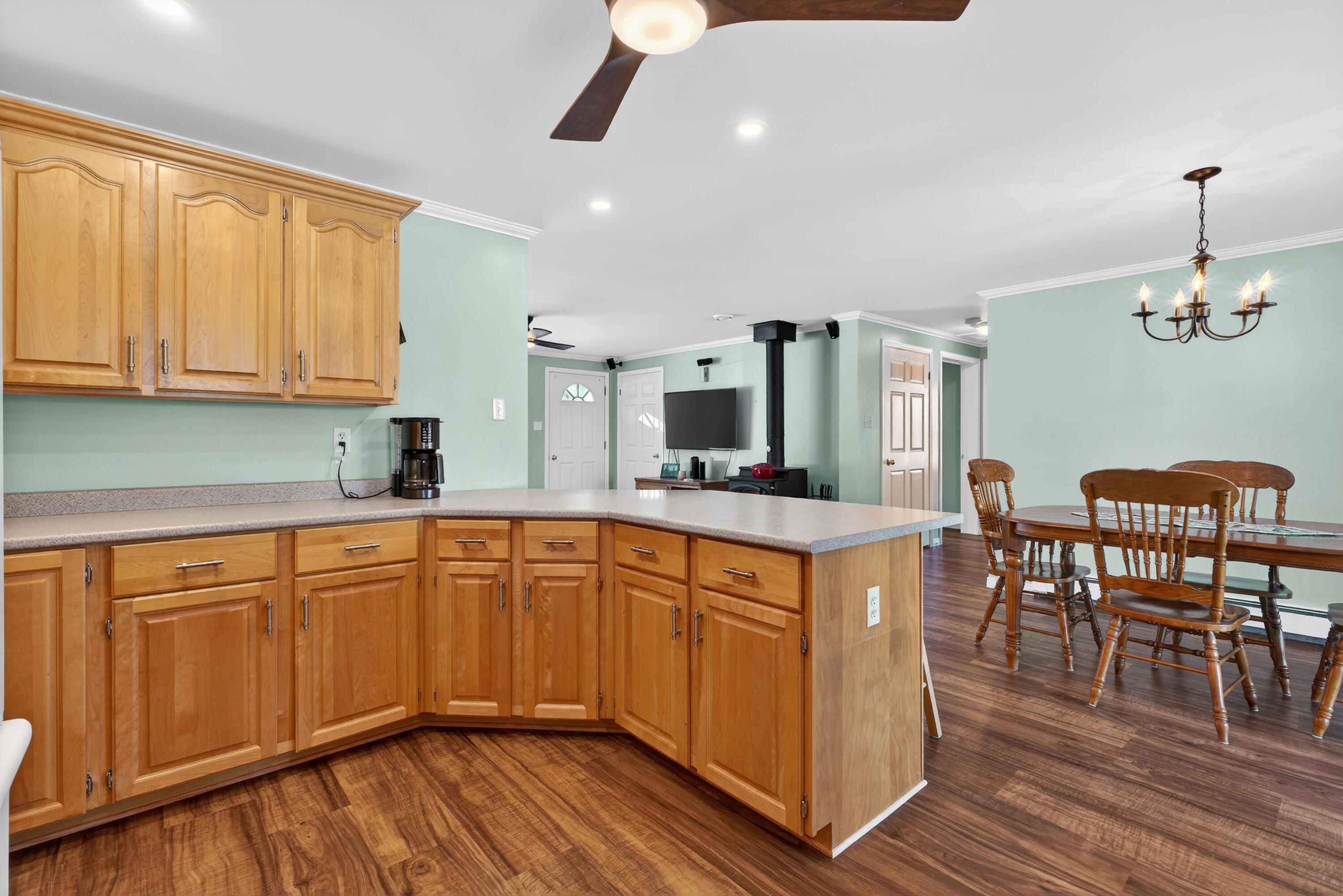 main property photo 41