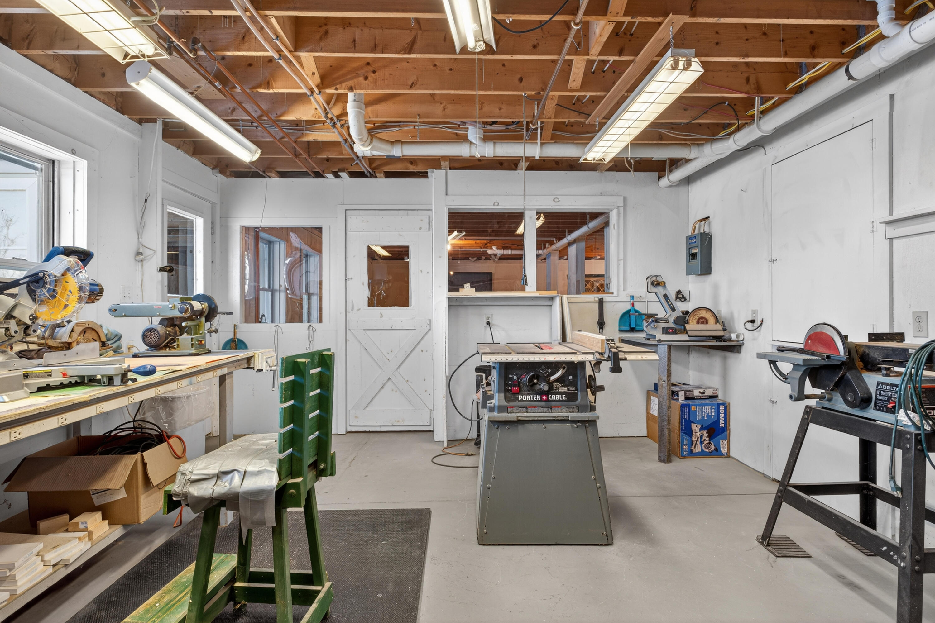 main property photo 74