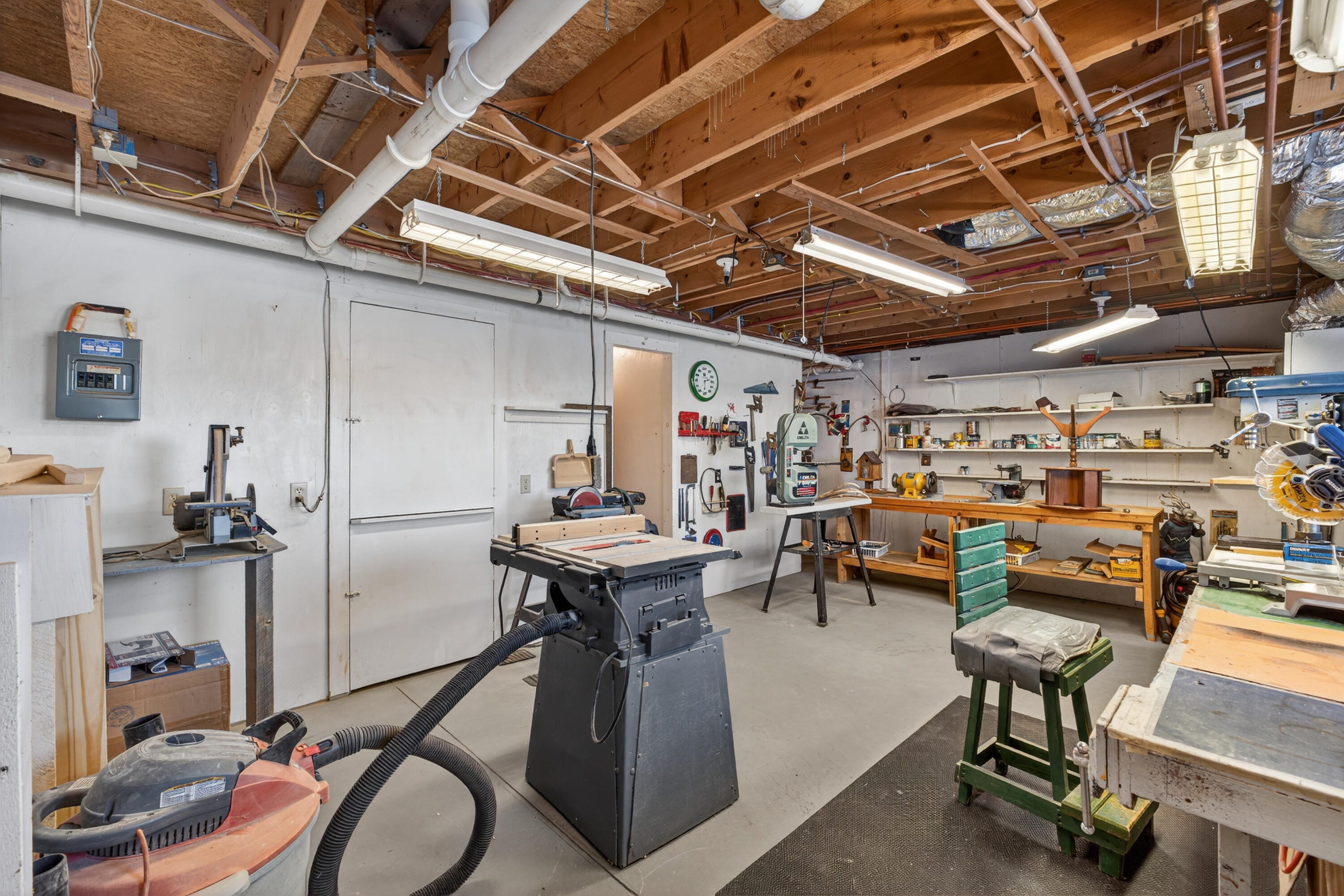 main property photo 75