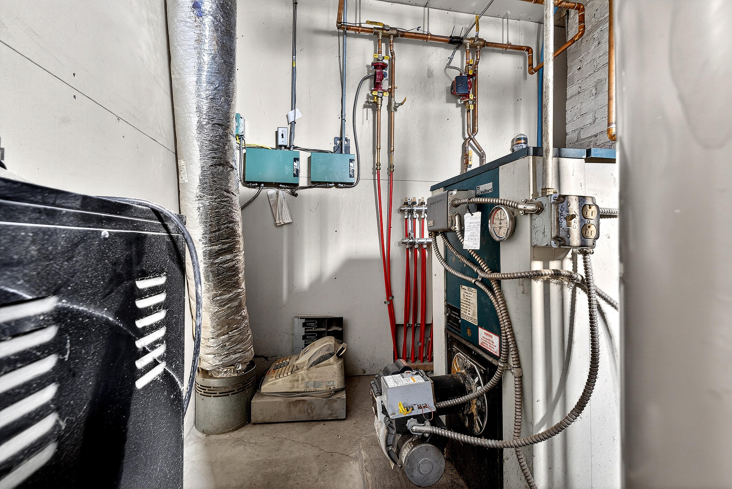 main property photo 15