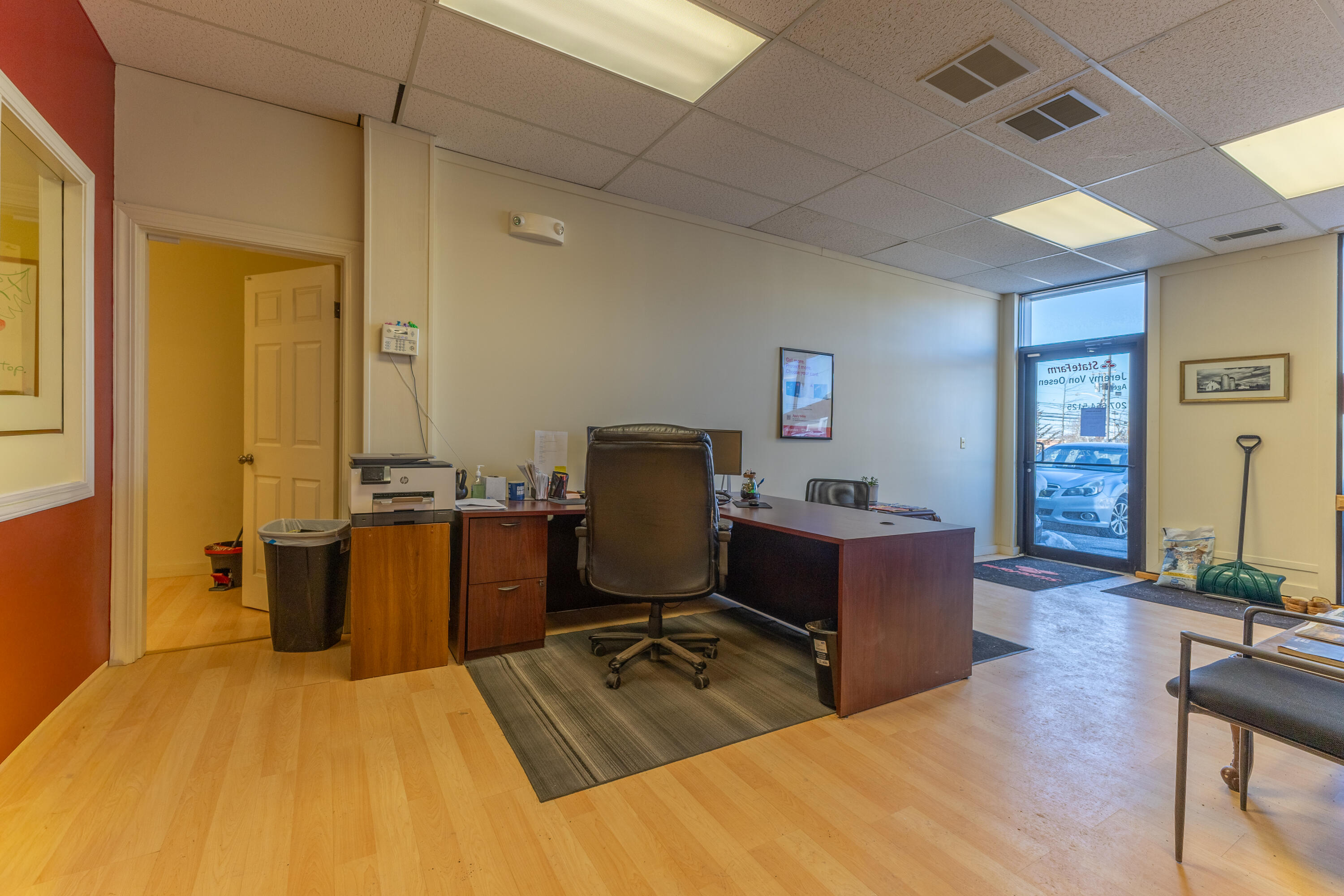 main property photo 15