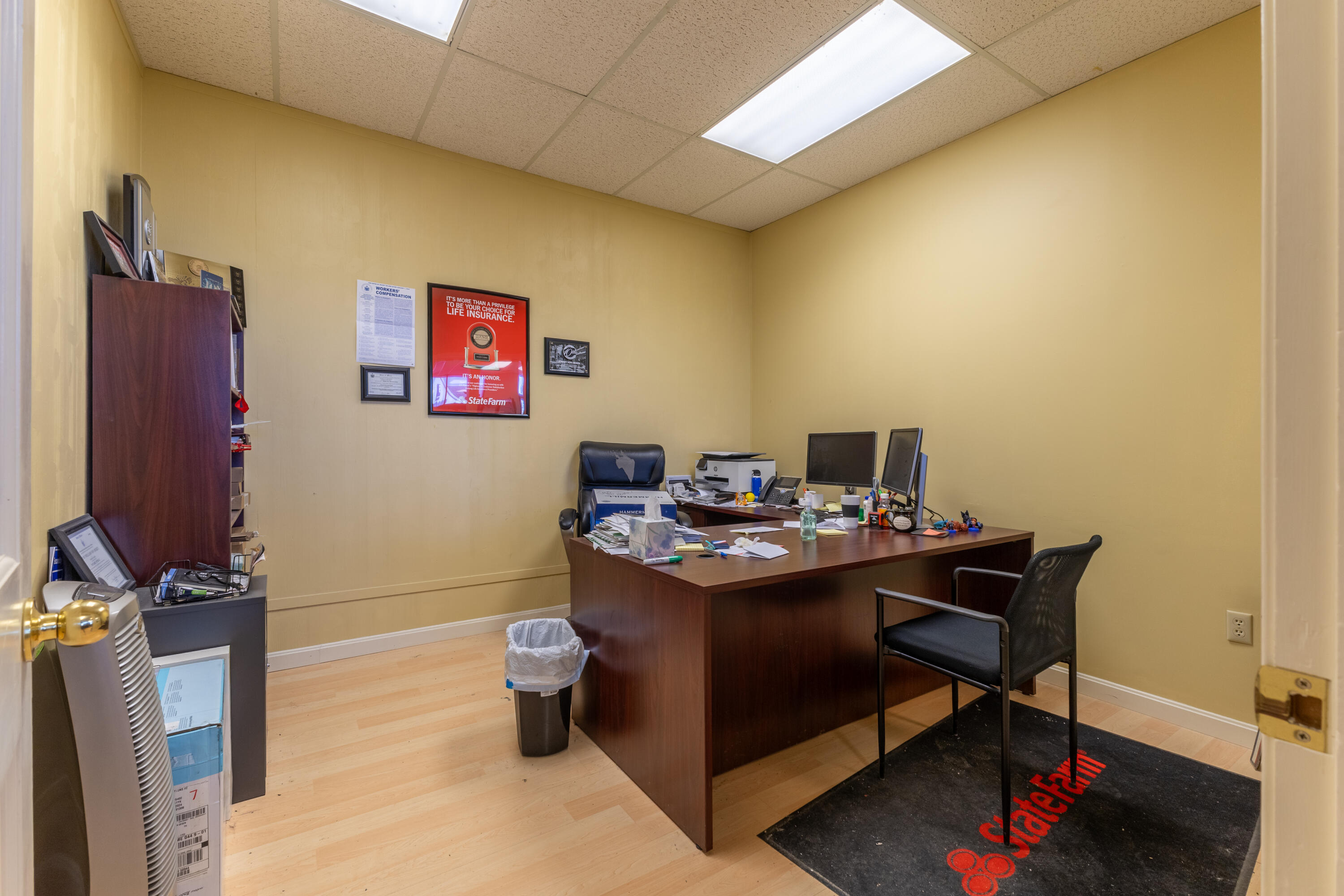 main property photo 17