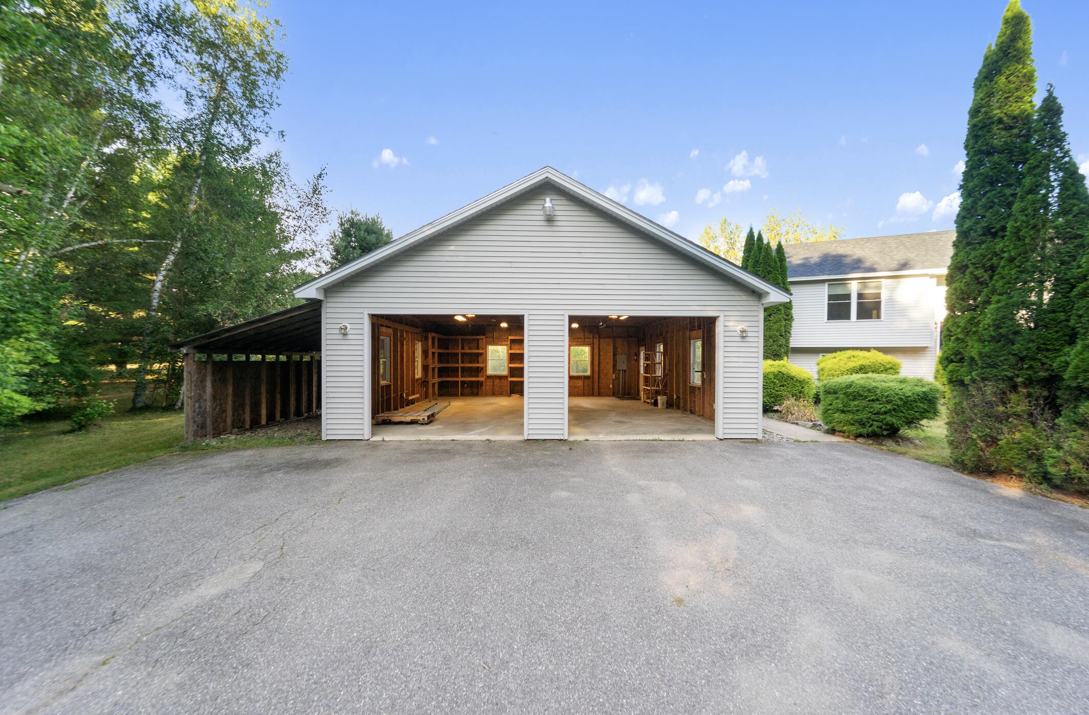 main property photo 58