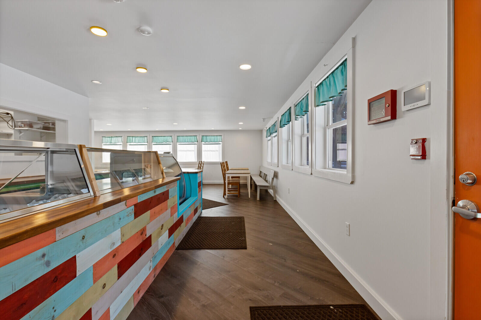 main property photo 29