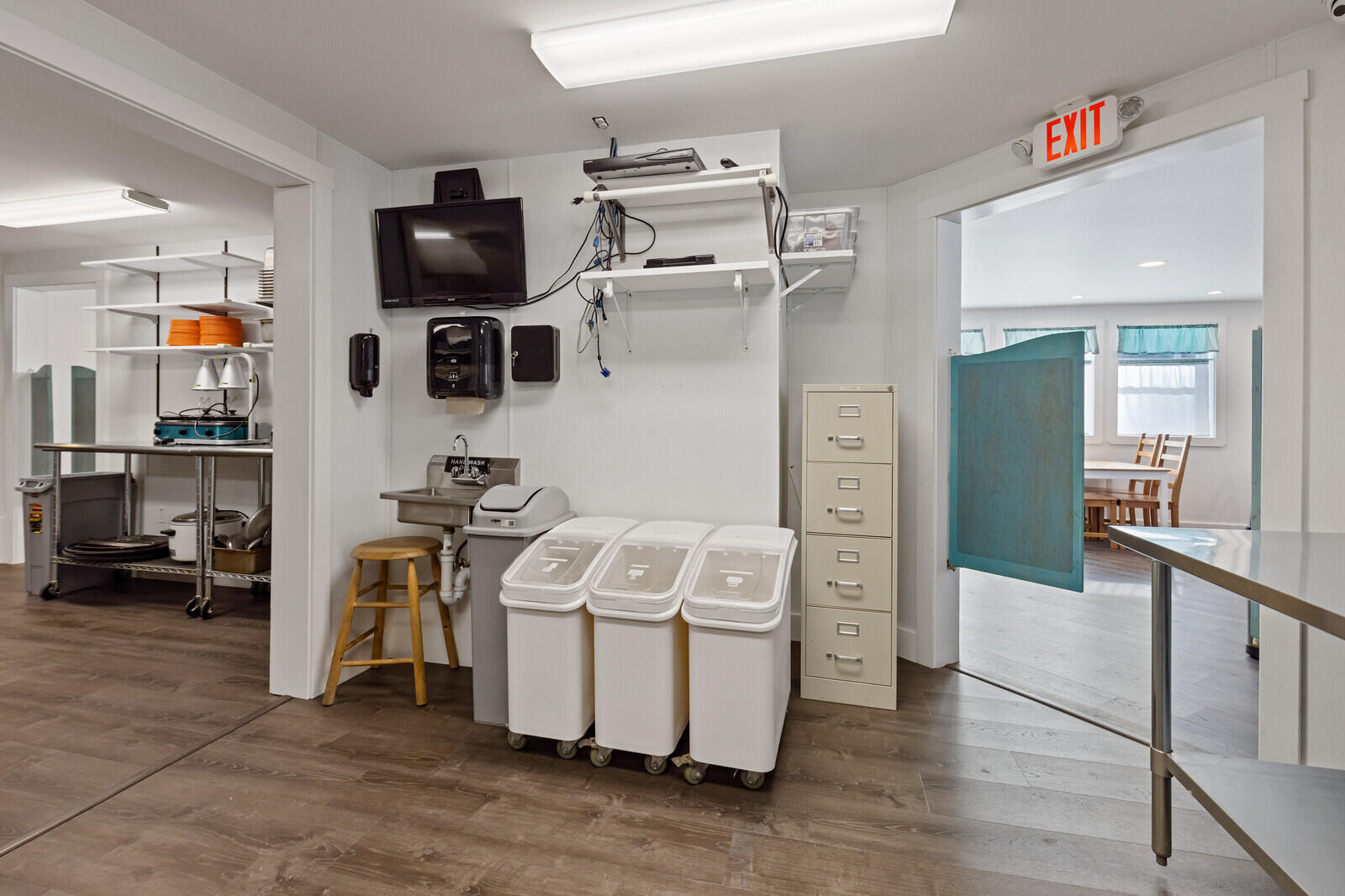 main property photo 46