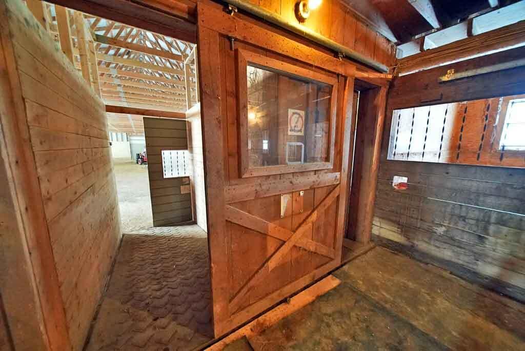 main property photo 77