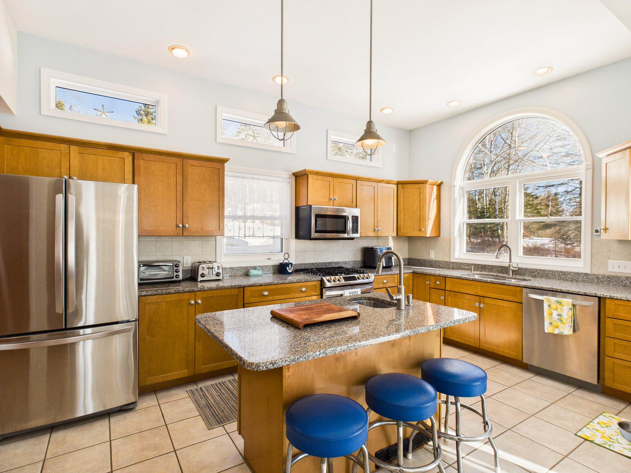 main property photo 18