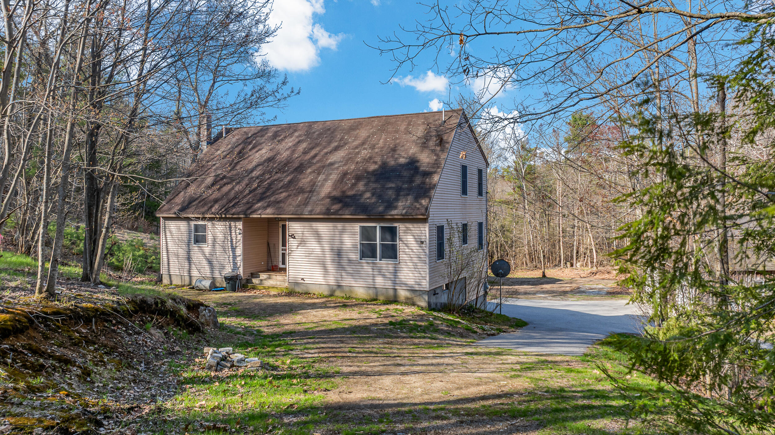 main property photo 4