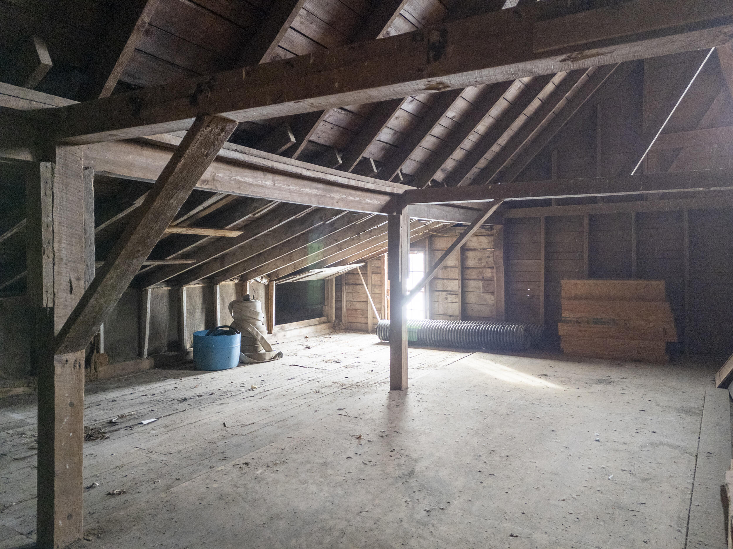 main property photo 94