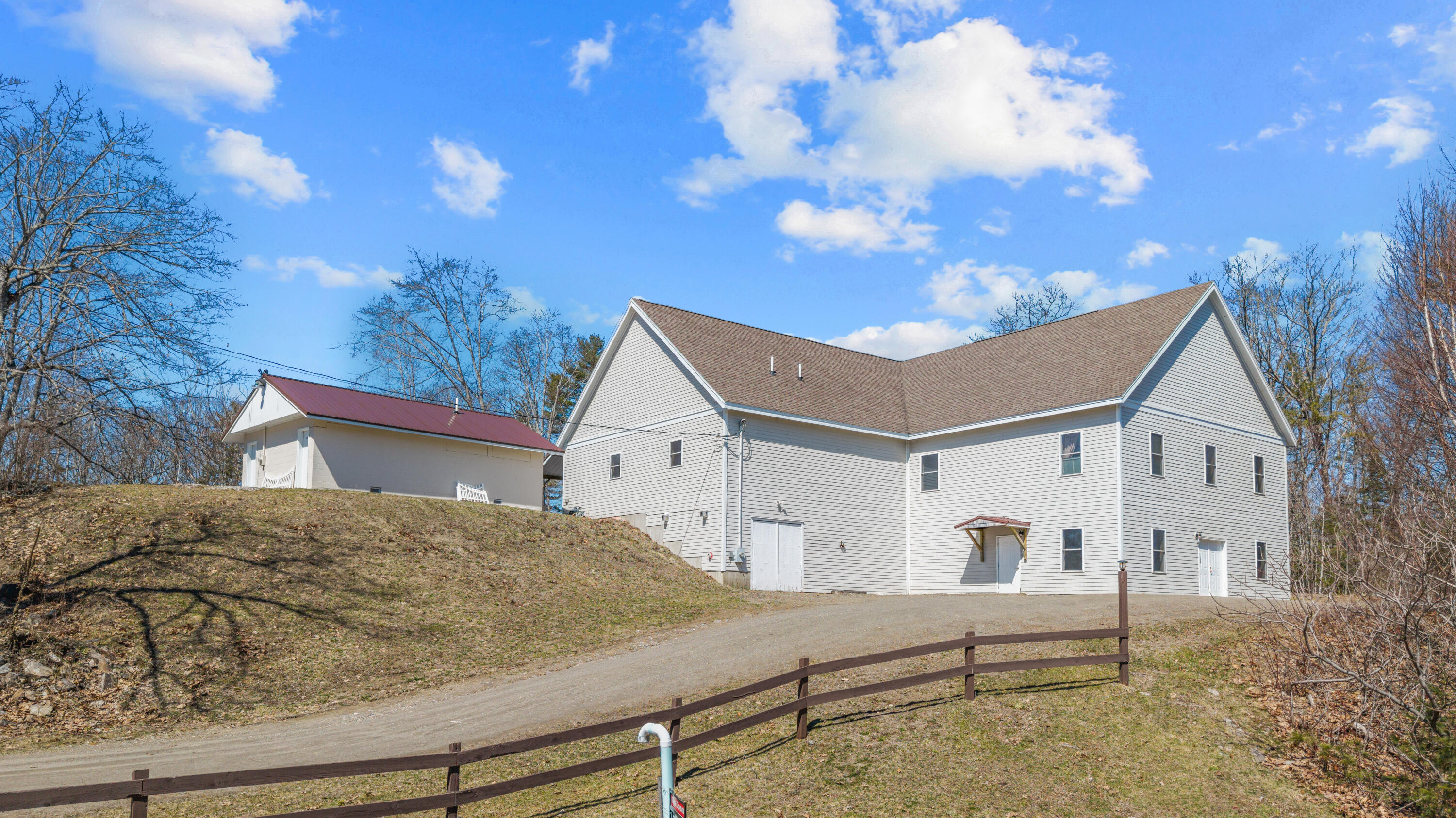 main property photo 79